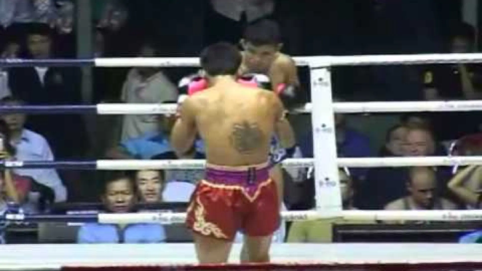Nong-O Gaiyanghadao vs Jomthong Chuwattana