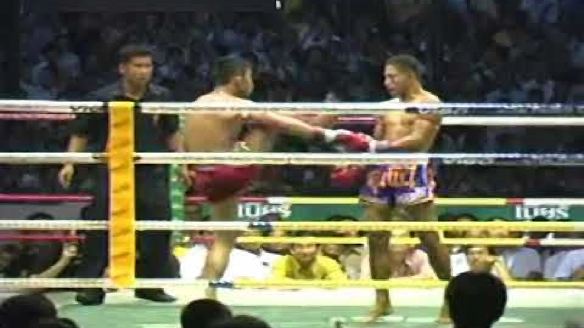 Nong-O Gaiyanghadao vs Phetmanee Phetsupapan