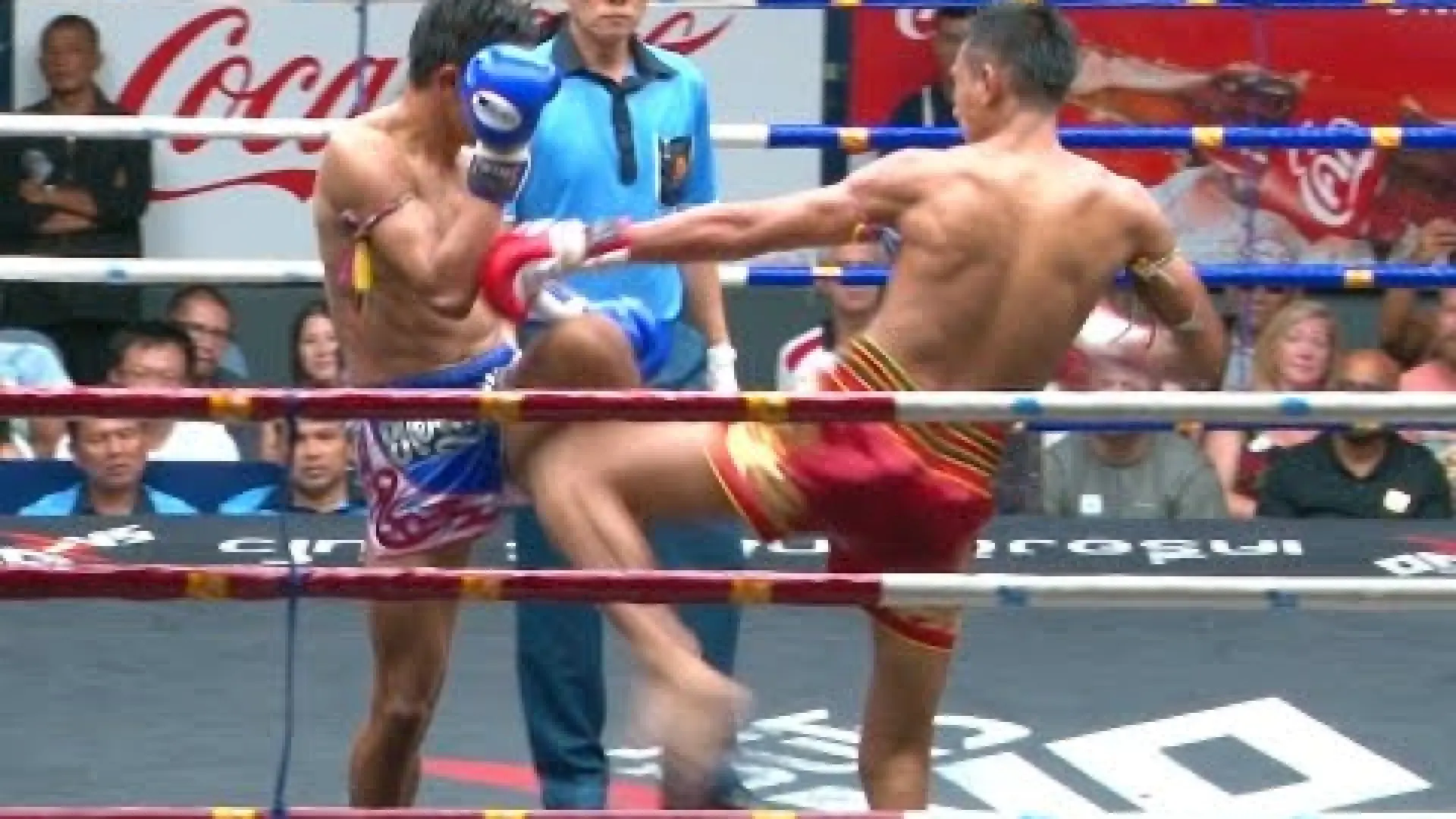 Petchmorakot Petchyindee vs Yodpanomrung Jitmuangnon (Fight Video)