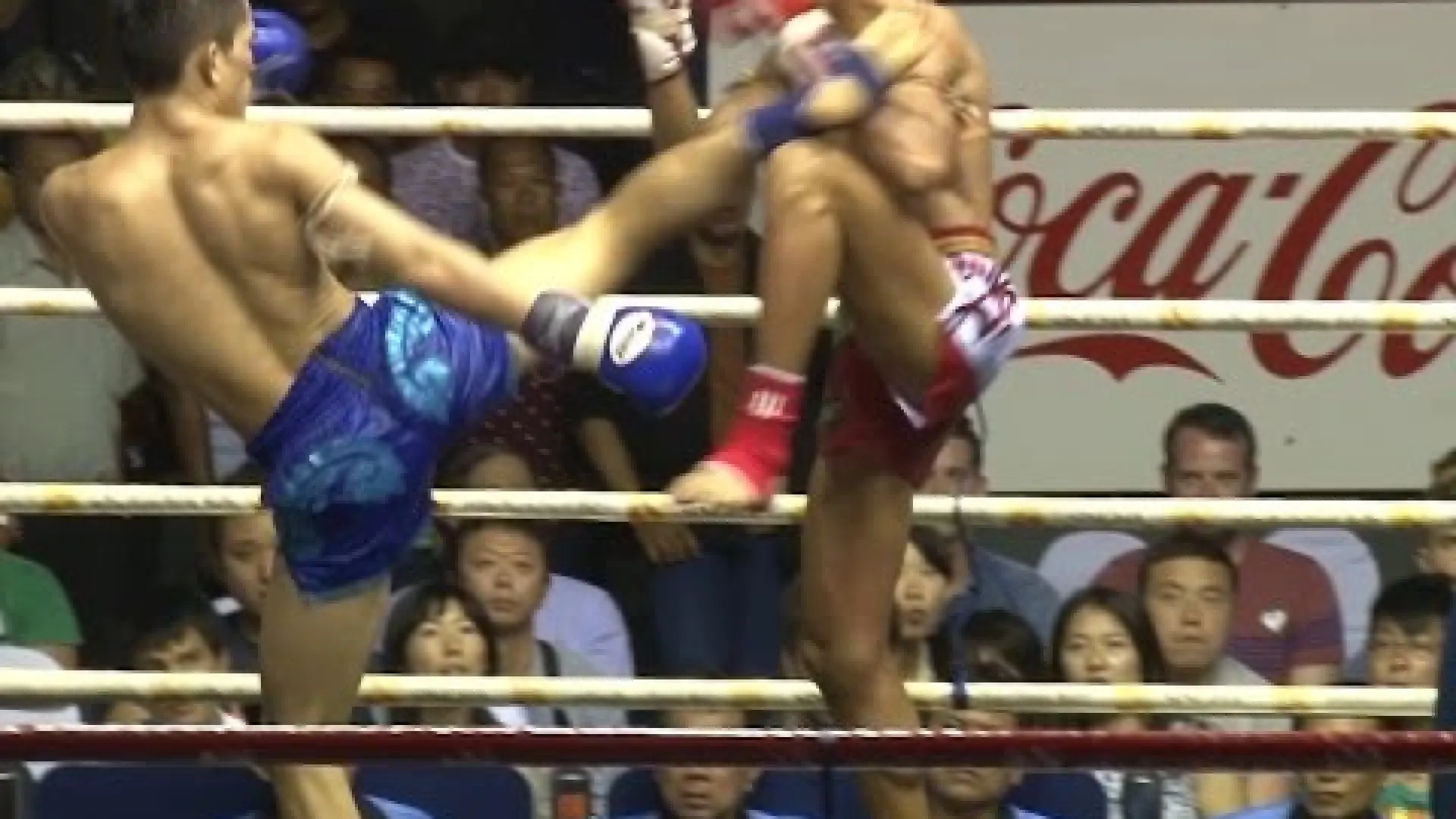 Petchmorakot Petchyindee vs Kwankhao Mor Ratanabandit (Fight Video)