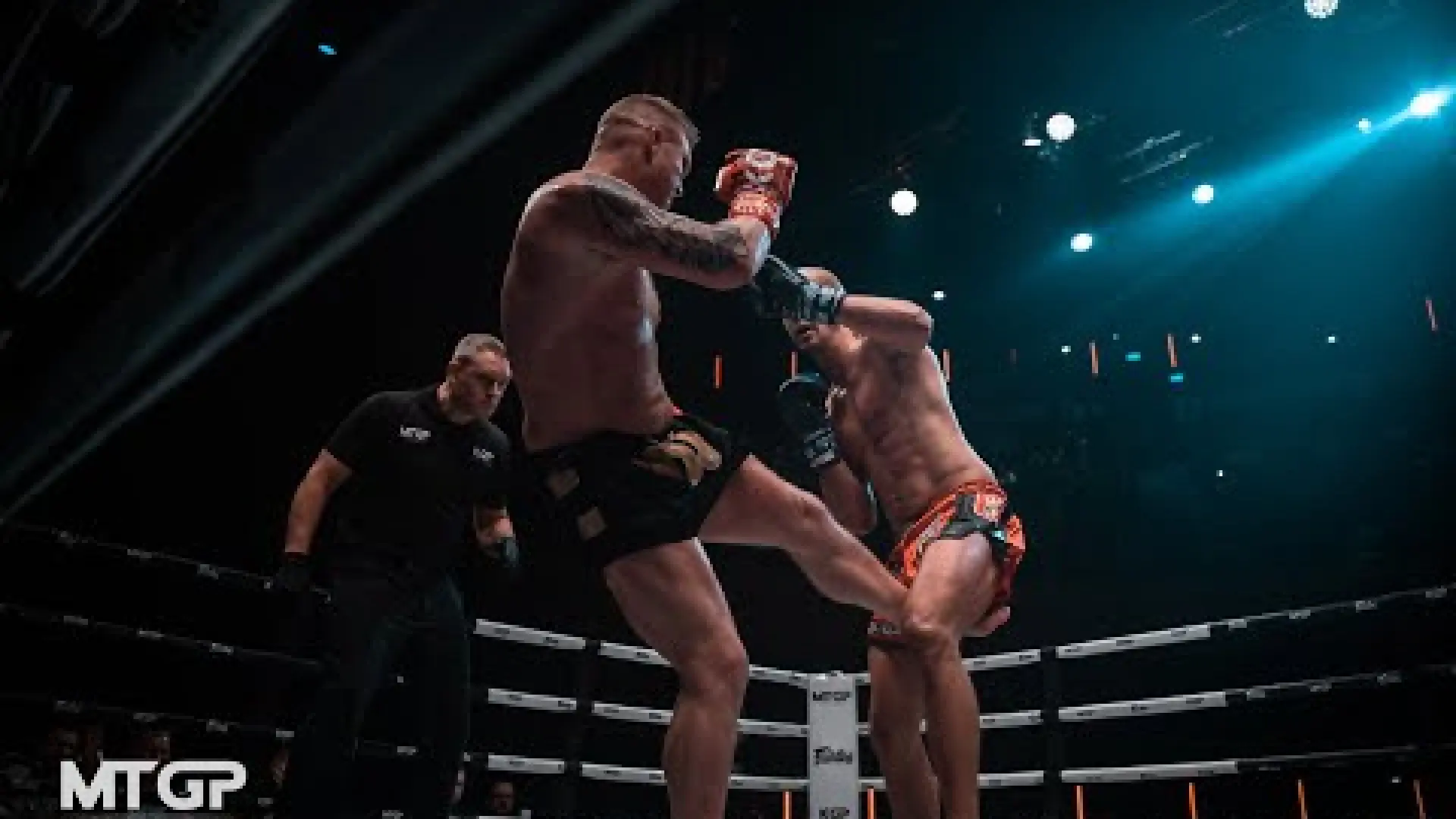 Reece Rowell vs Antonio Parlati (Fight Video)