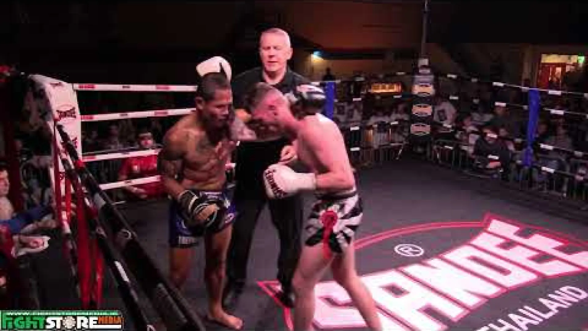 Ryan Sheehan vs Thepnimit Sitmonchai (Fight Video)