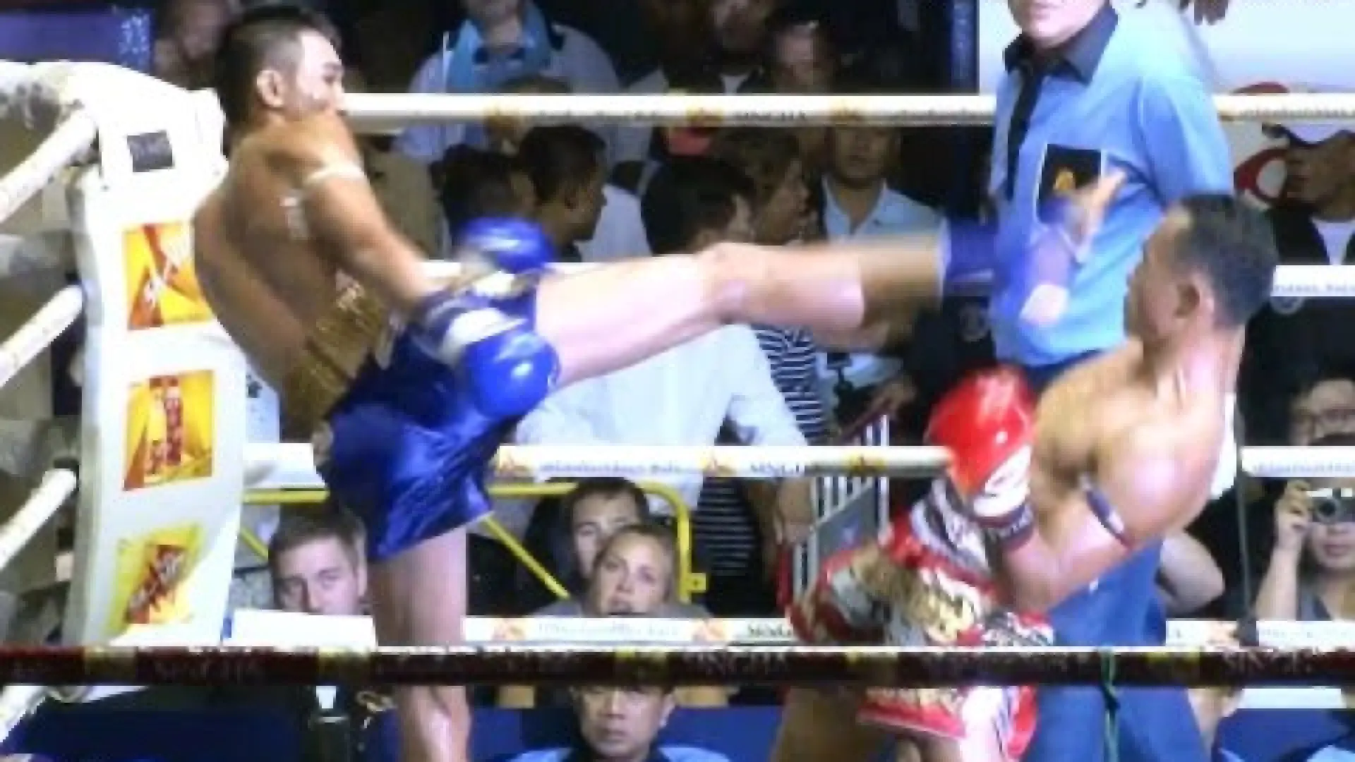 Saenchai PK Saenchai vs Petchmorakot Petchyindee (Fight Video)