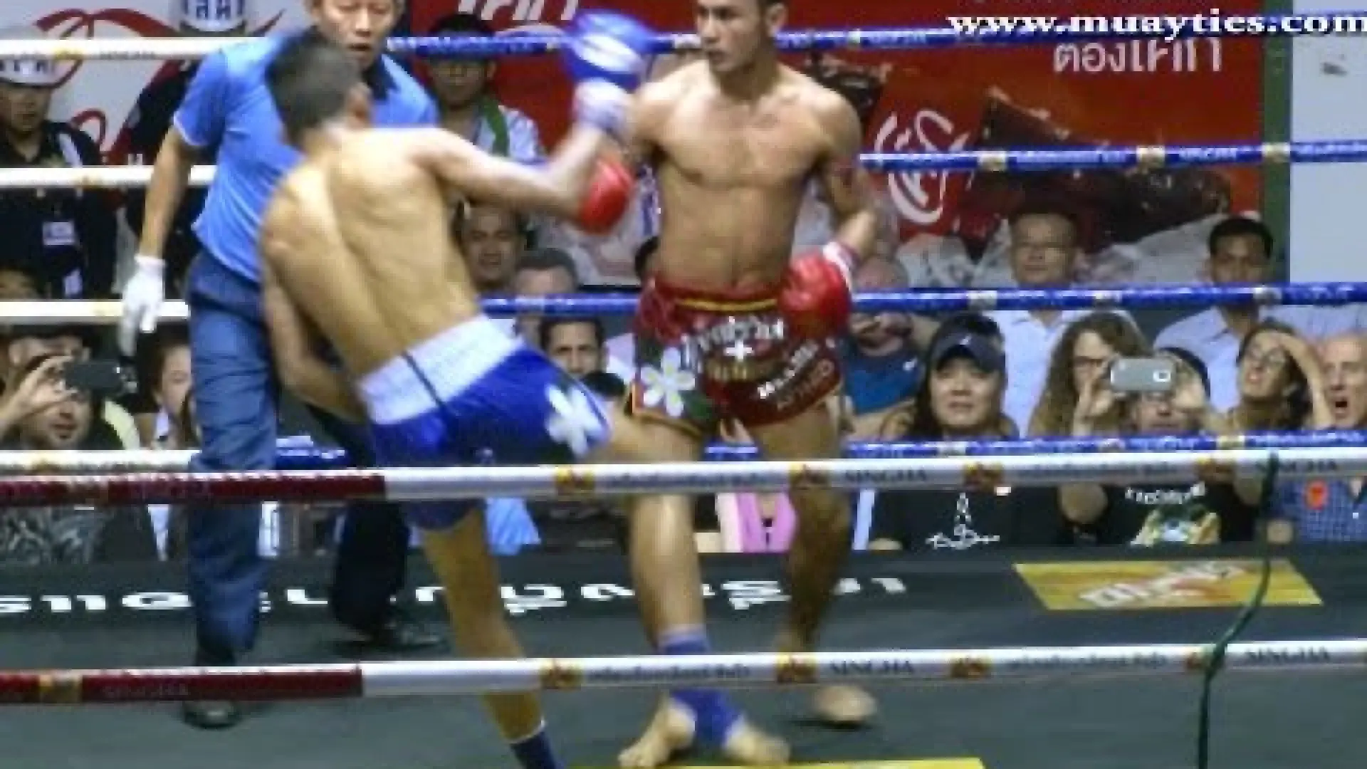 Sam-A Gaiyanghadao vs Dechsakda Sitsongpeenong