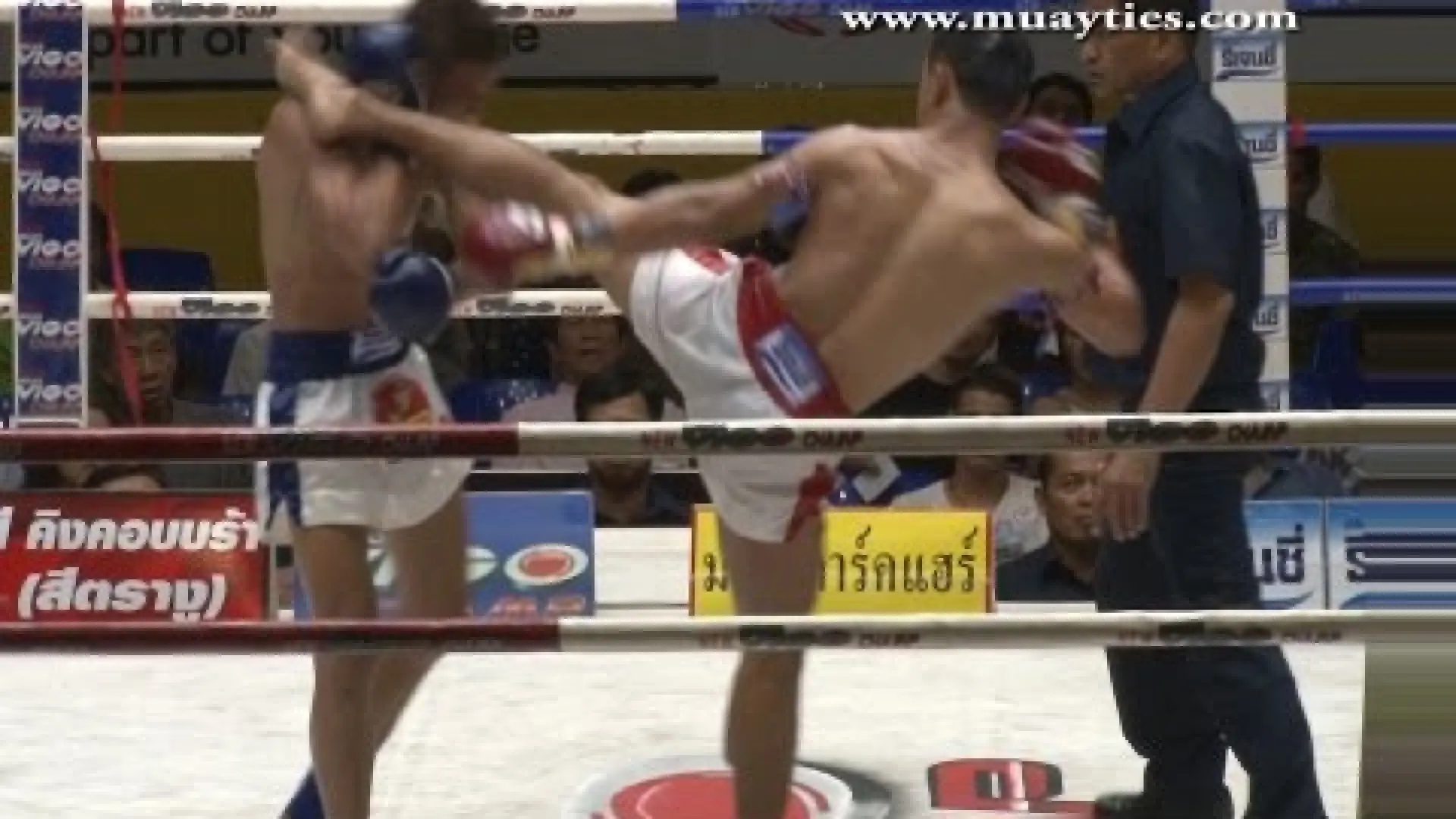 Sam-A Gaiyanghadao vs Bangpleenoi Petchyindee