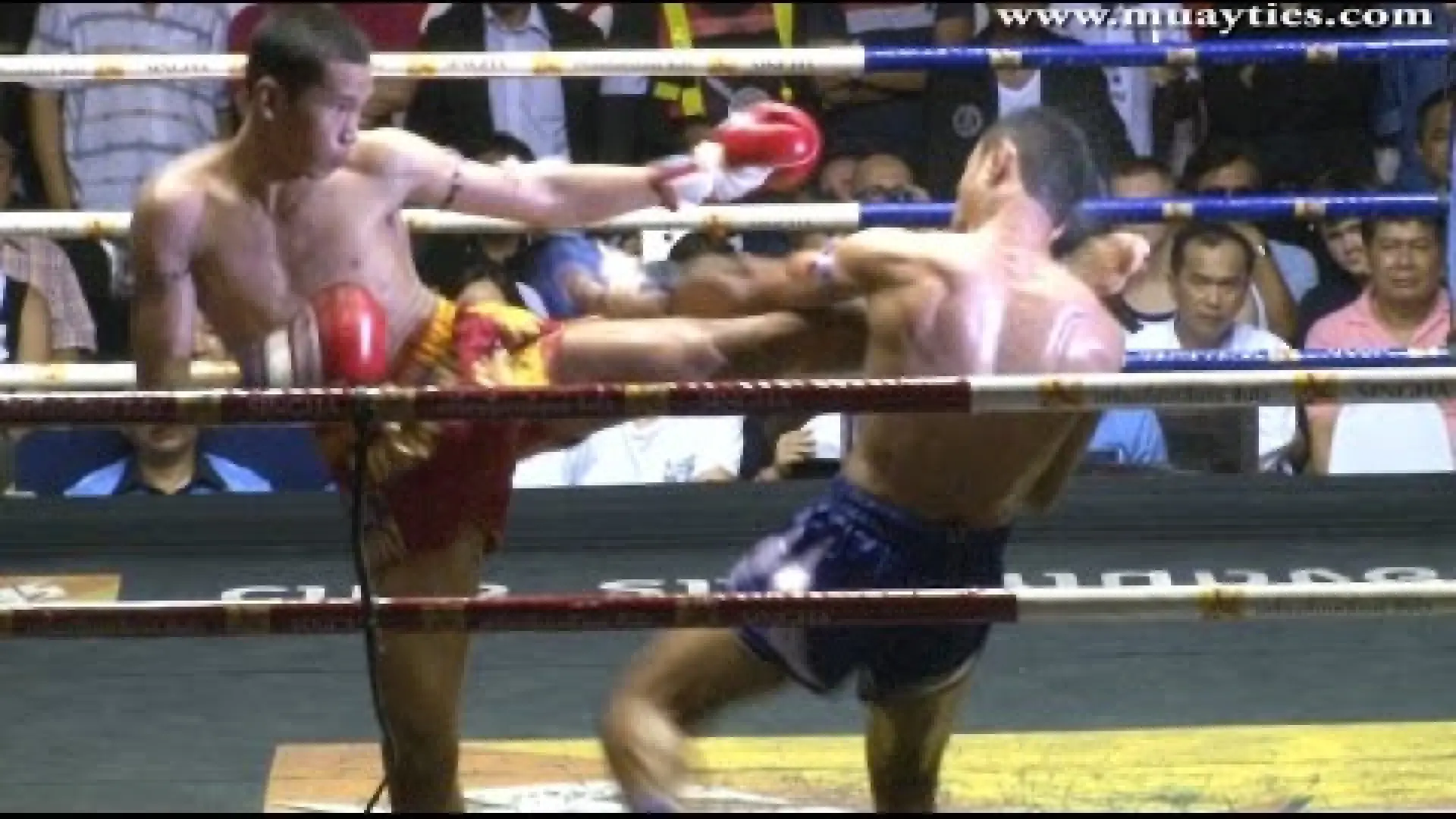 Sam-A Gaiyanghadao vs Thaksinlek Kiatniwat
