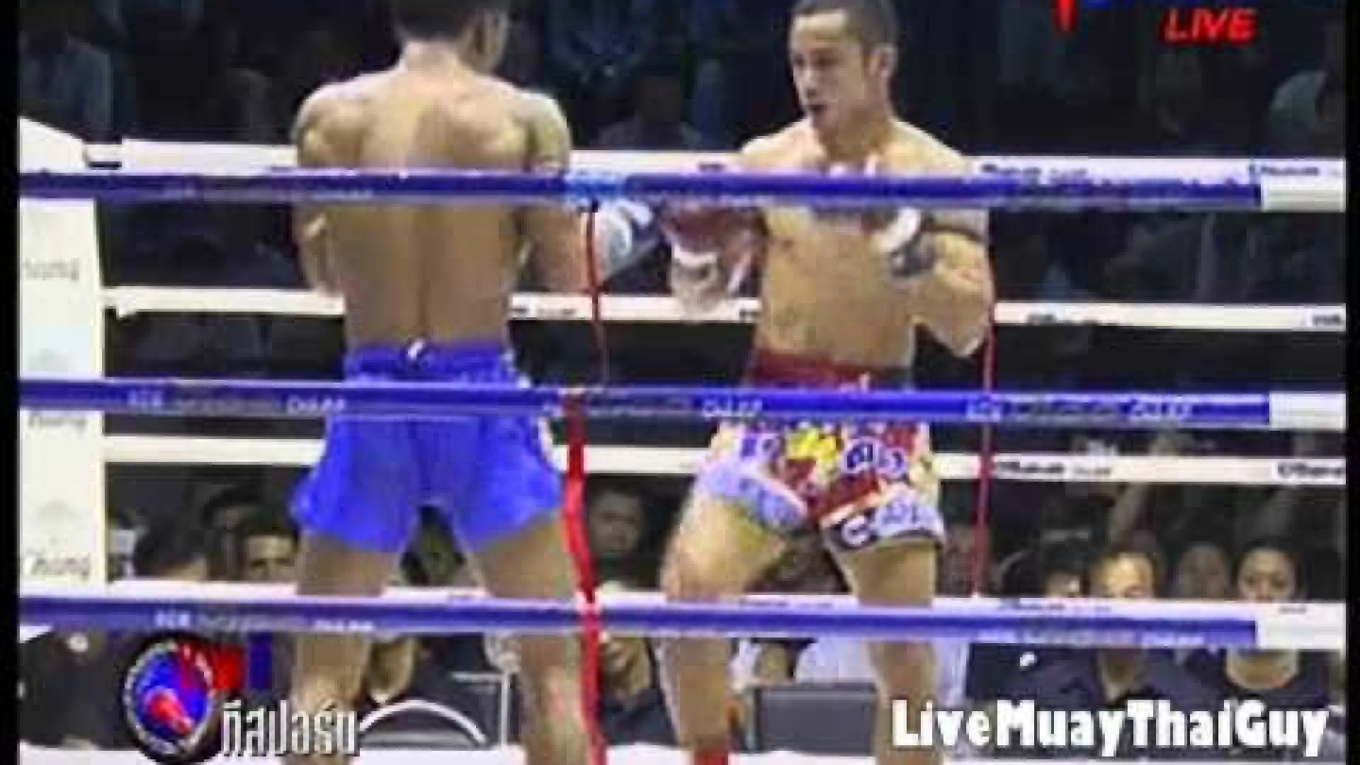 Sam-A Gaiyanghadao vs Petpanomrung Kiatmoo9