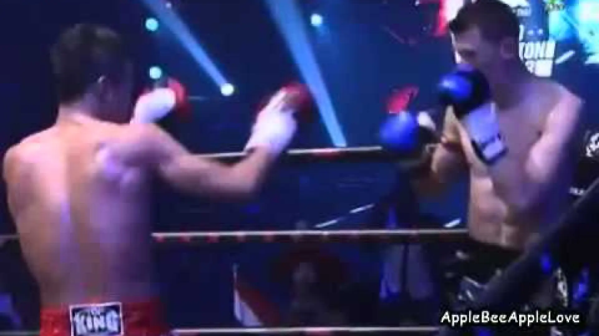 Sitthichai Sitsongpeenong vs Juri Kehl (Fight Video)