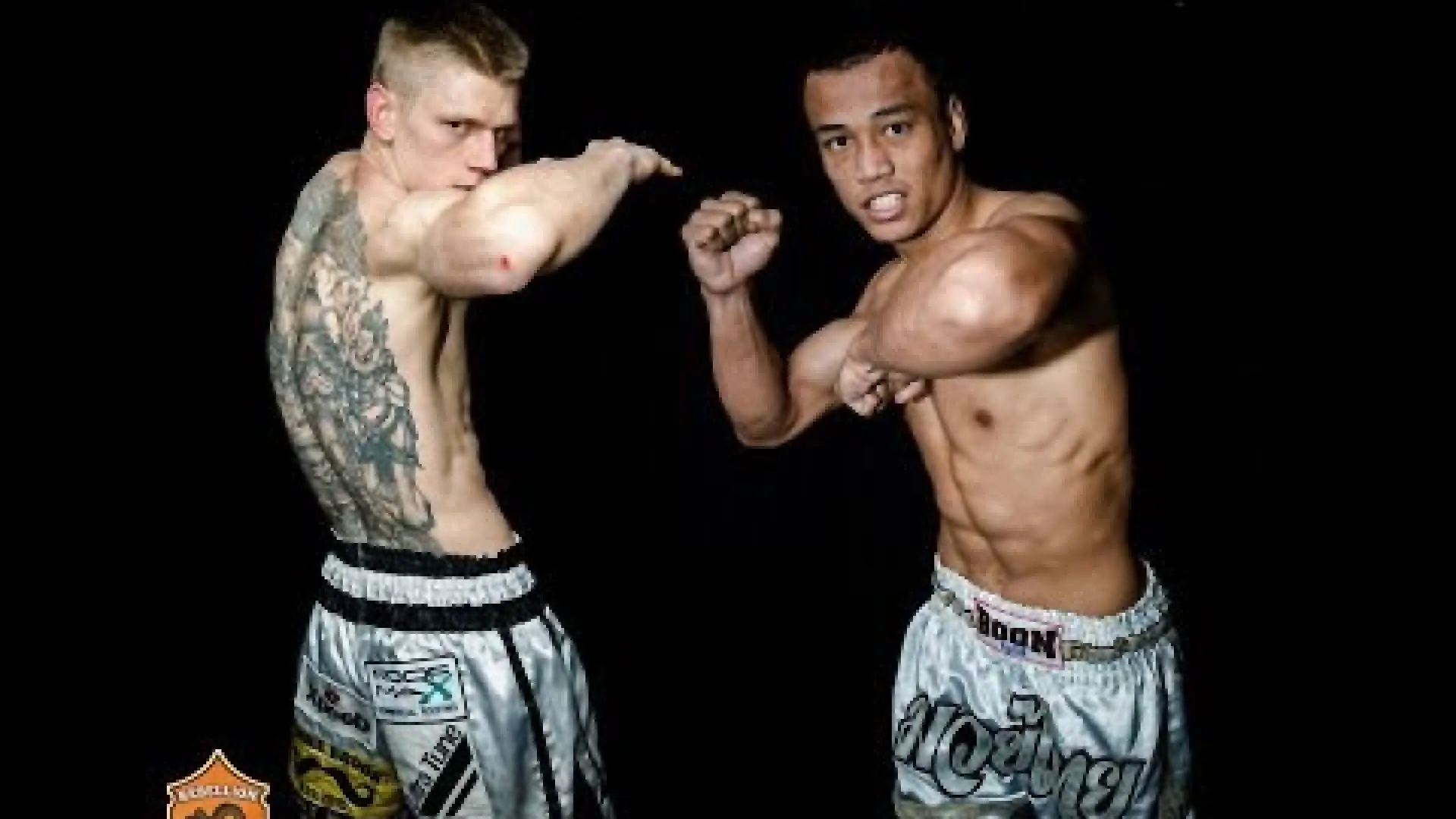 Sitthichai Sitsongpeenong vs Kym Johnson (Fight Video)