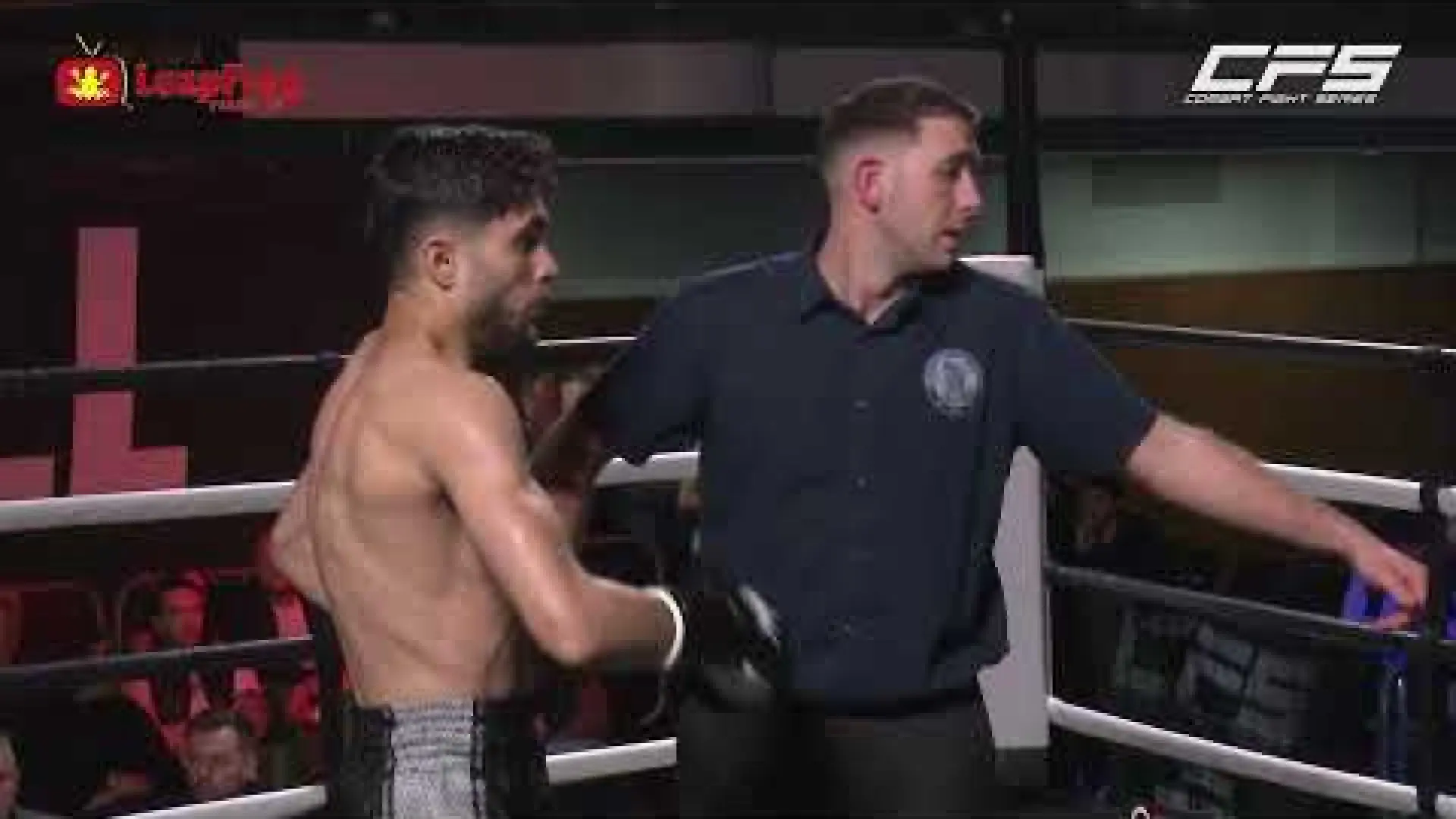 Stephen Irvine vs Mario Alvarez (Fight Video)