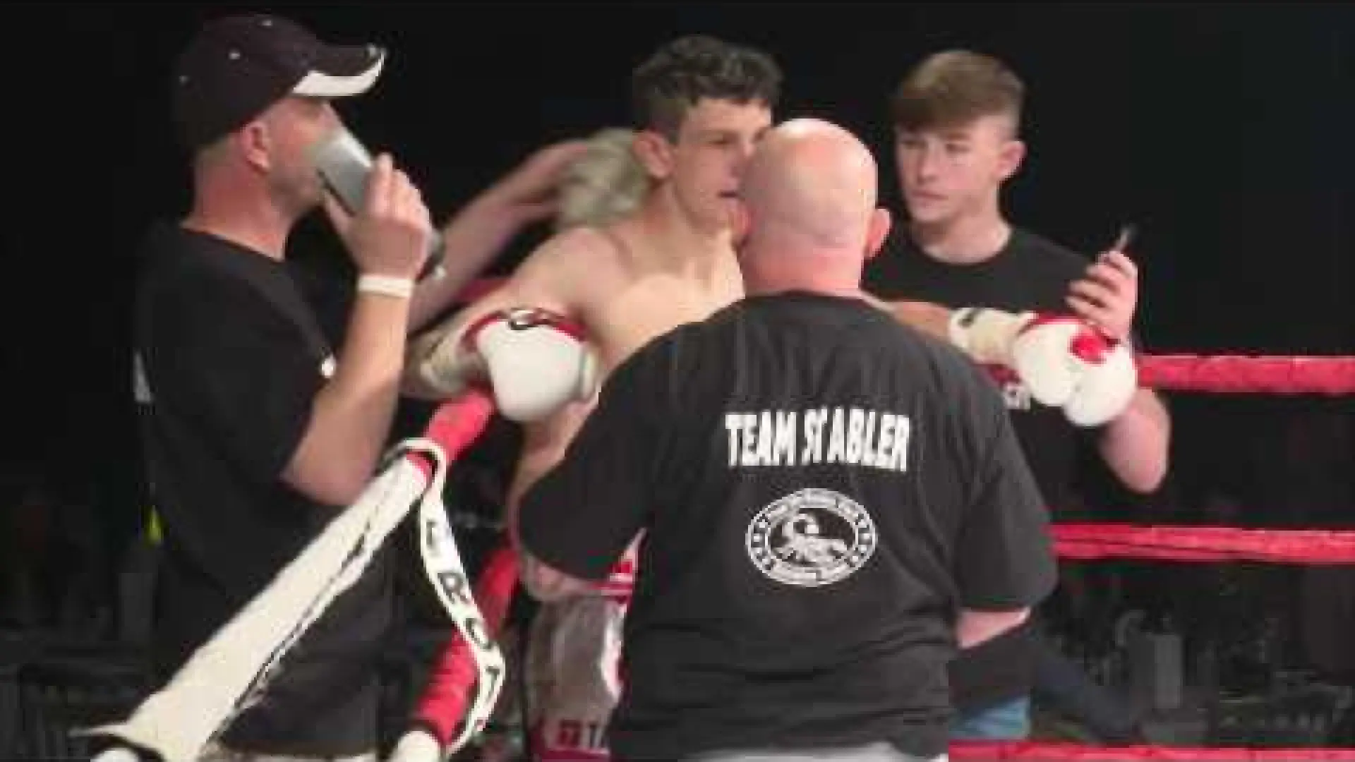 Stuart Stabler vs Leon Fletcher (Fight Video)