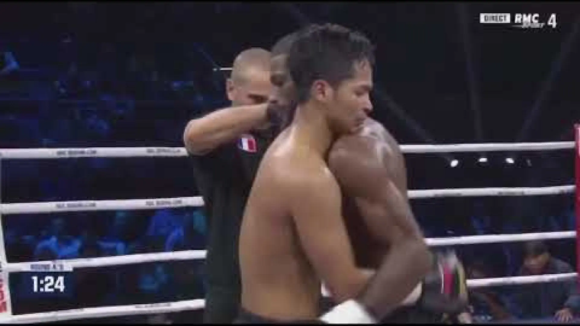 Superbon Singha Mawynn vs Wilson Varela (Fight Video)