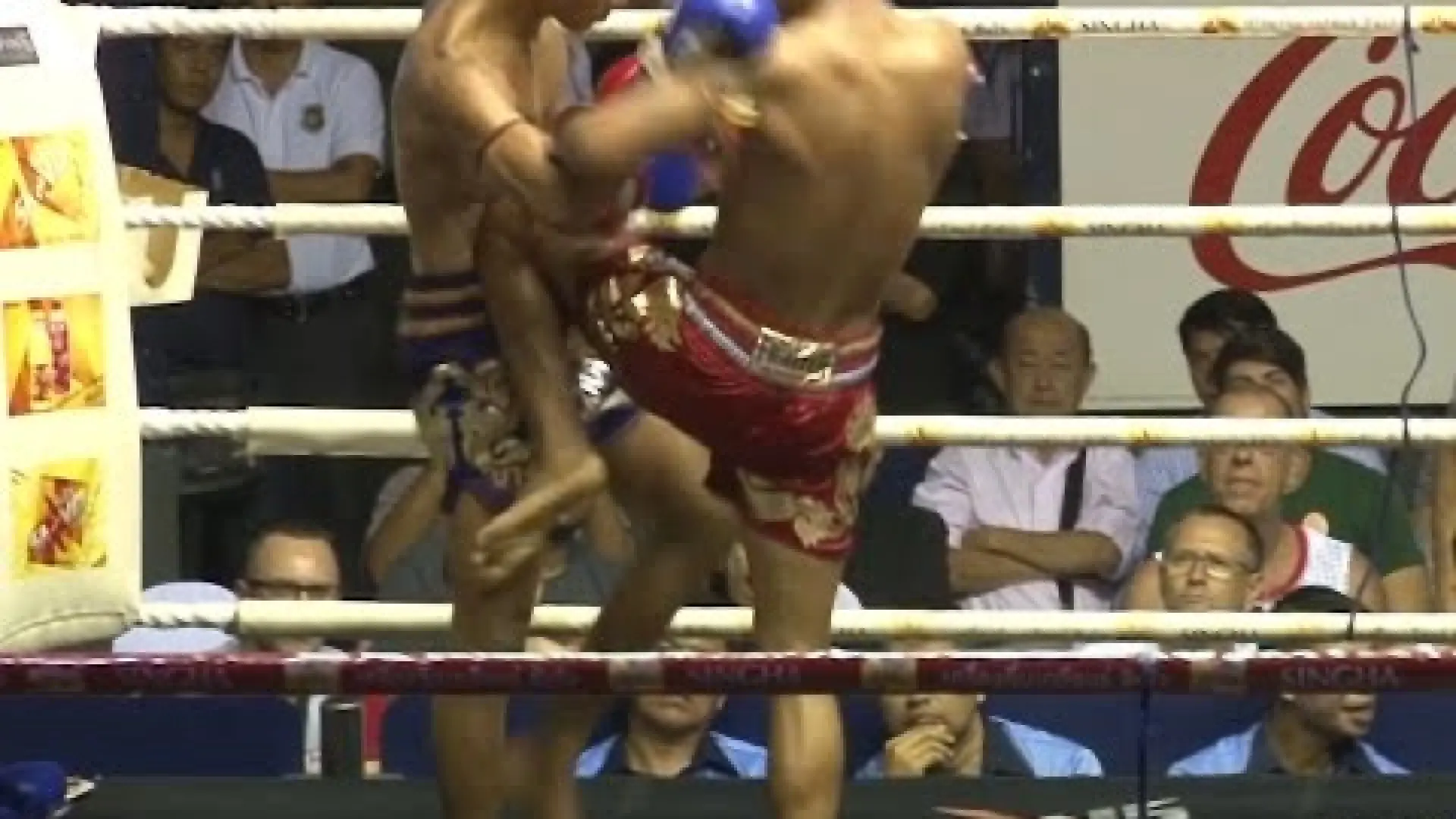 Superlek Kiatmoo9 vs Bangpleenoi Petchyindee (Fight Video)