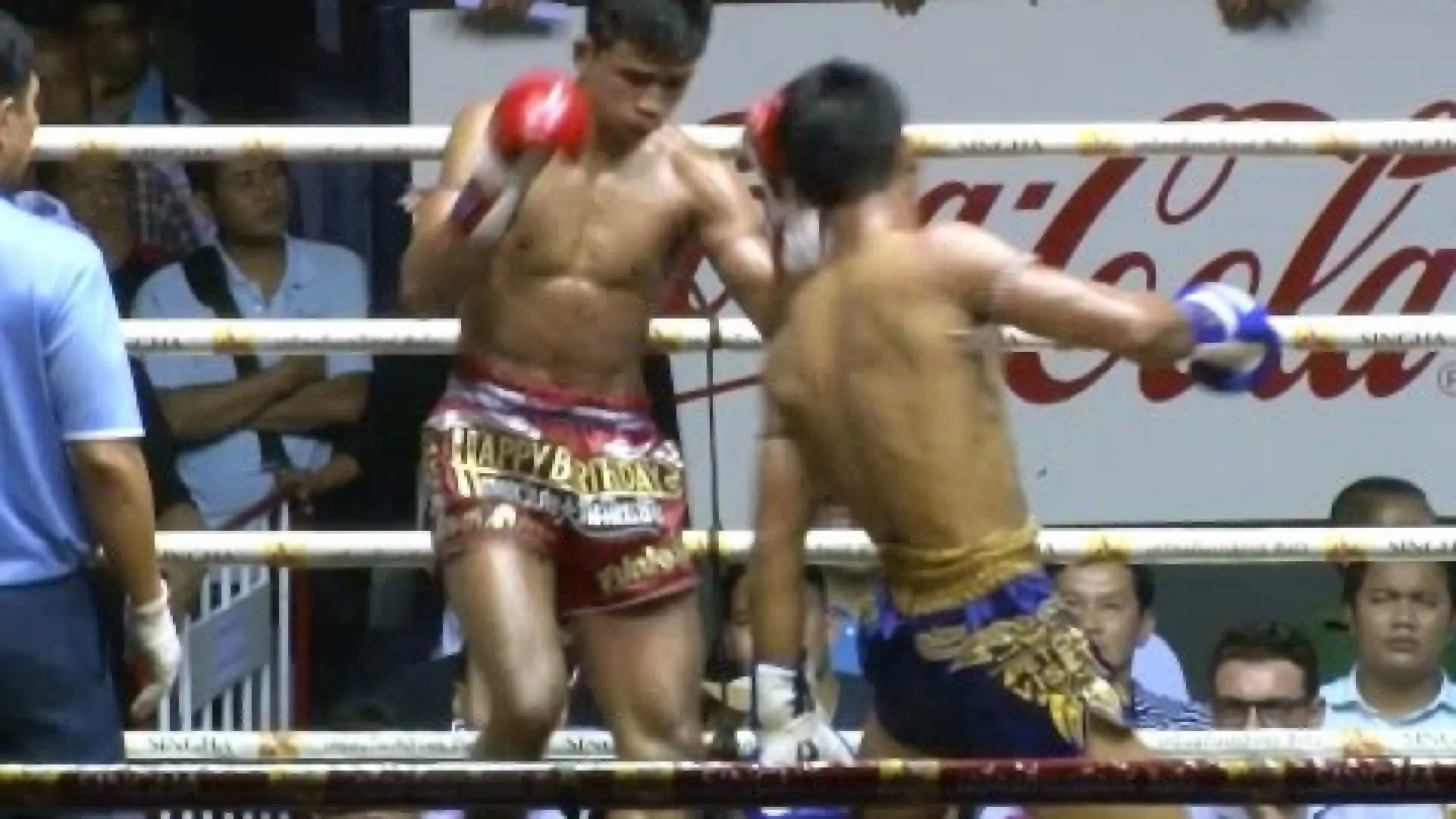 Superlek Kiatmoo9 vs Kaimukkao Petchyindee (Fight Video)
