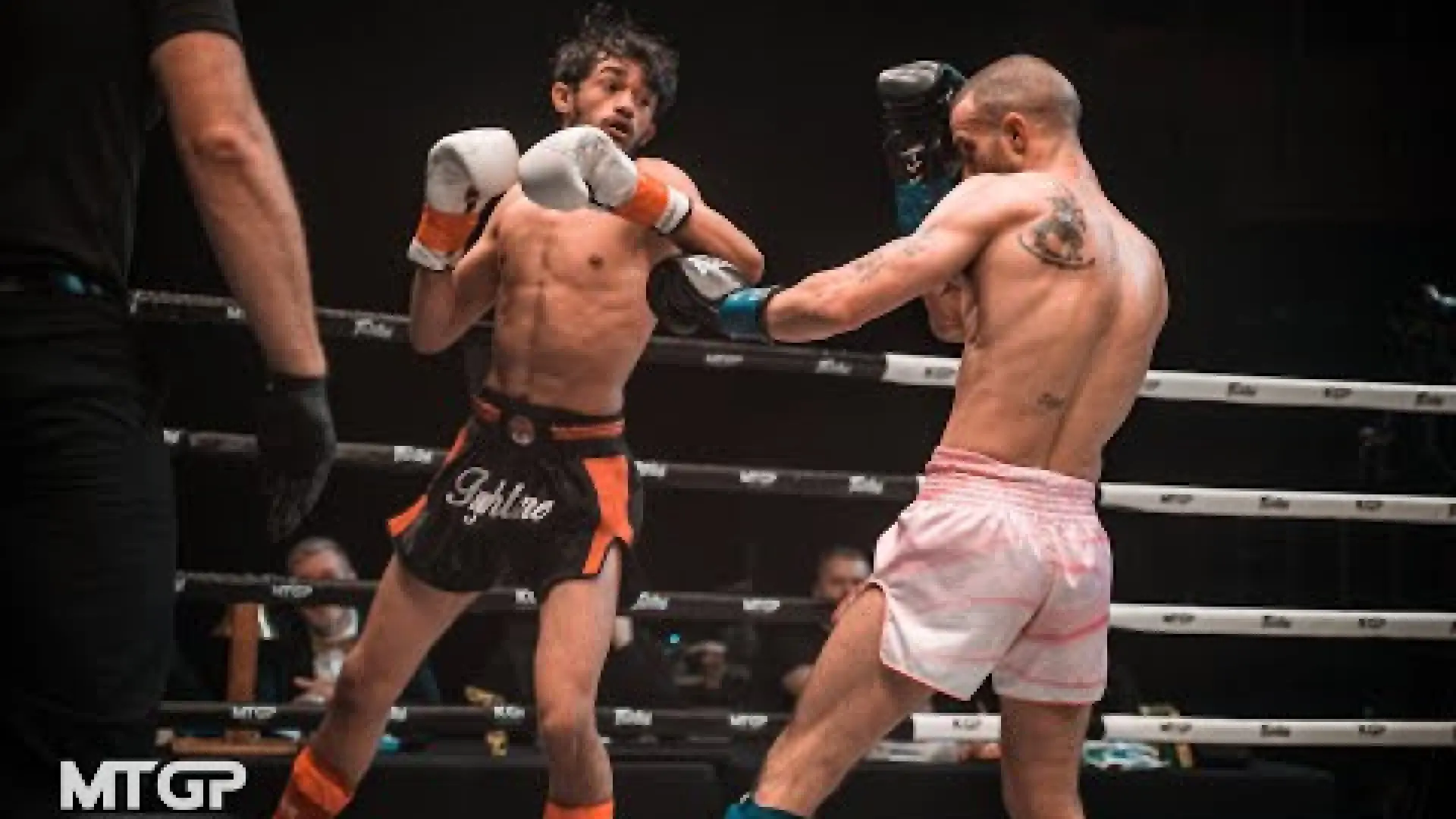 Tyler  Ralph vs Omar Taiti (Fight Video)