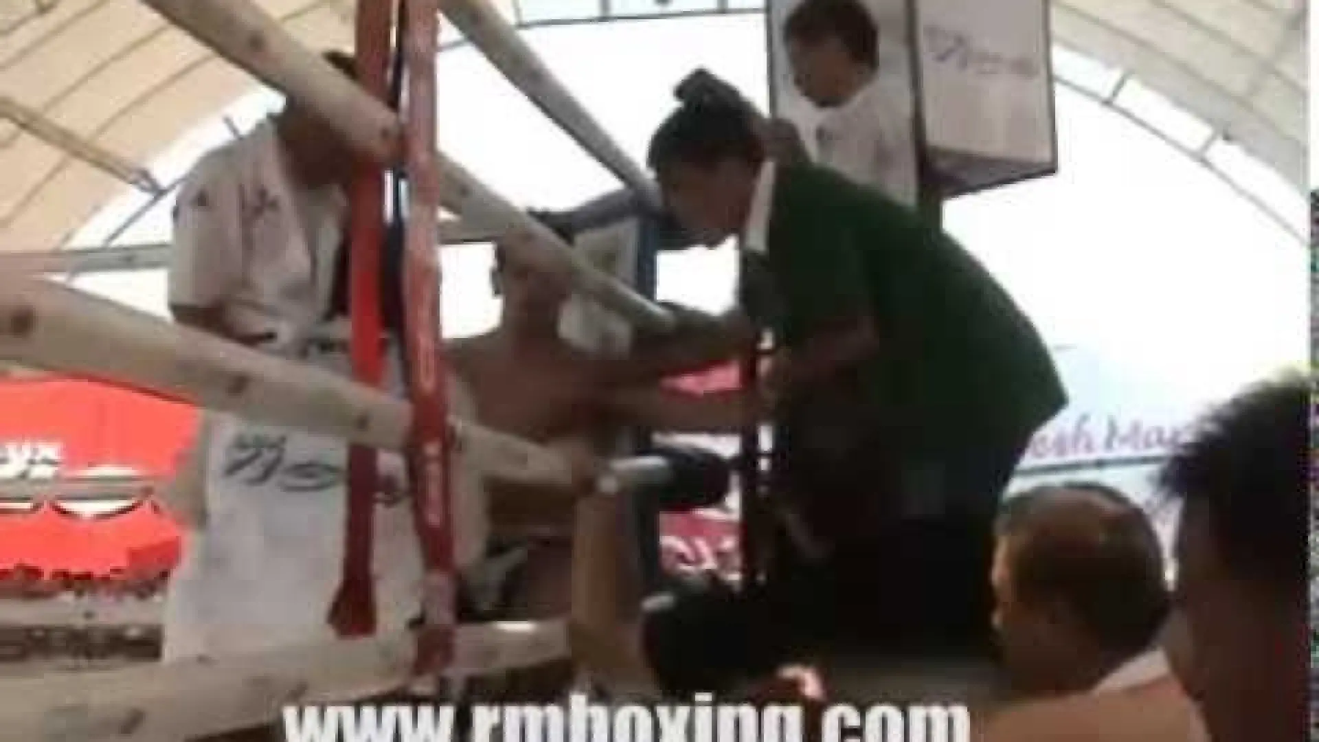 Youssef Boughanem vs Longern Pitakkruchaidaen (Fight Video)