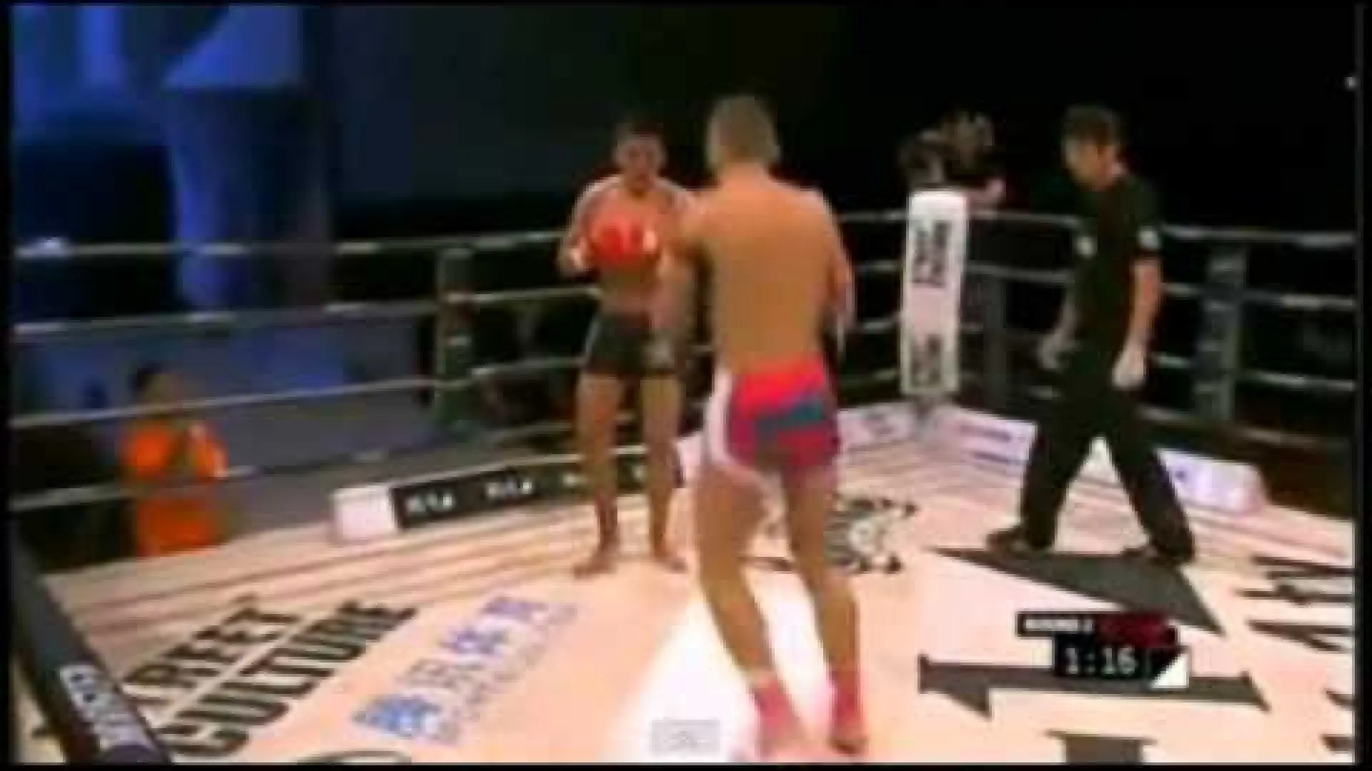 Enriko Kehl vs Maximo Suarez (Fight Video)