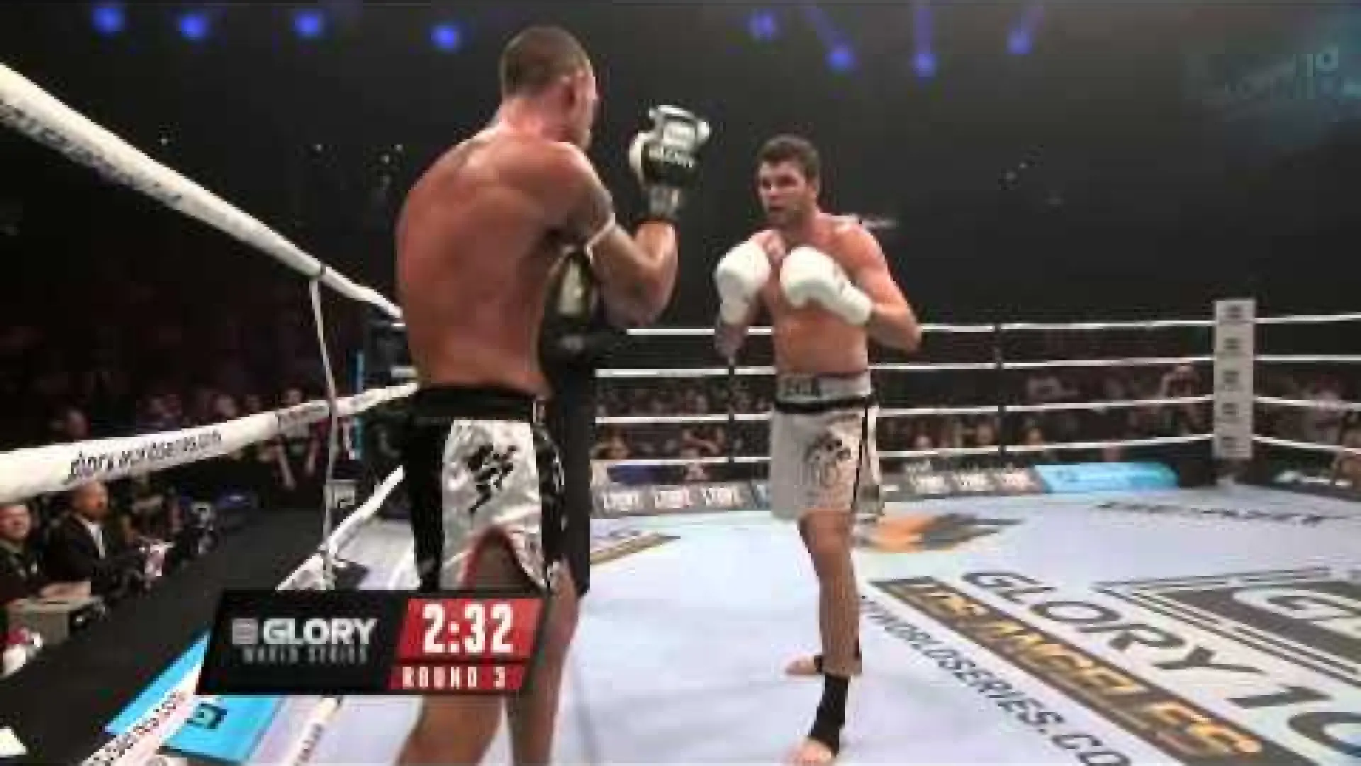 Joe Schilling vs Artem Levin (Fight Video)