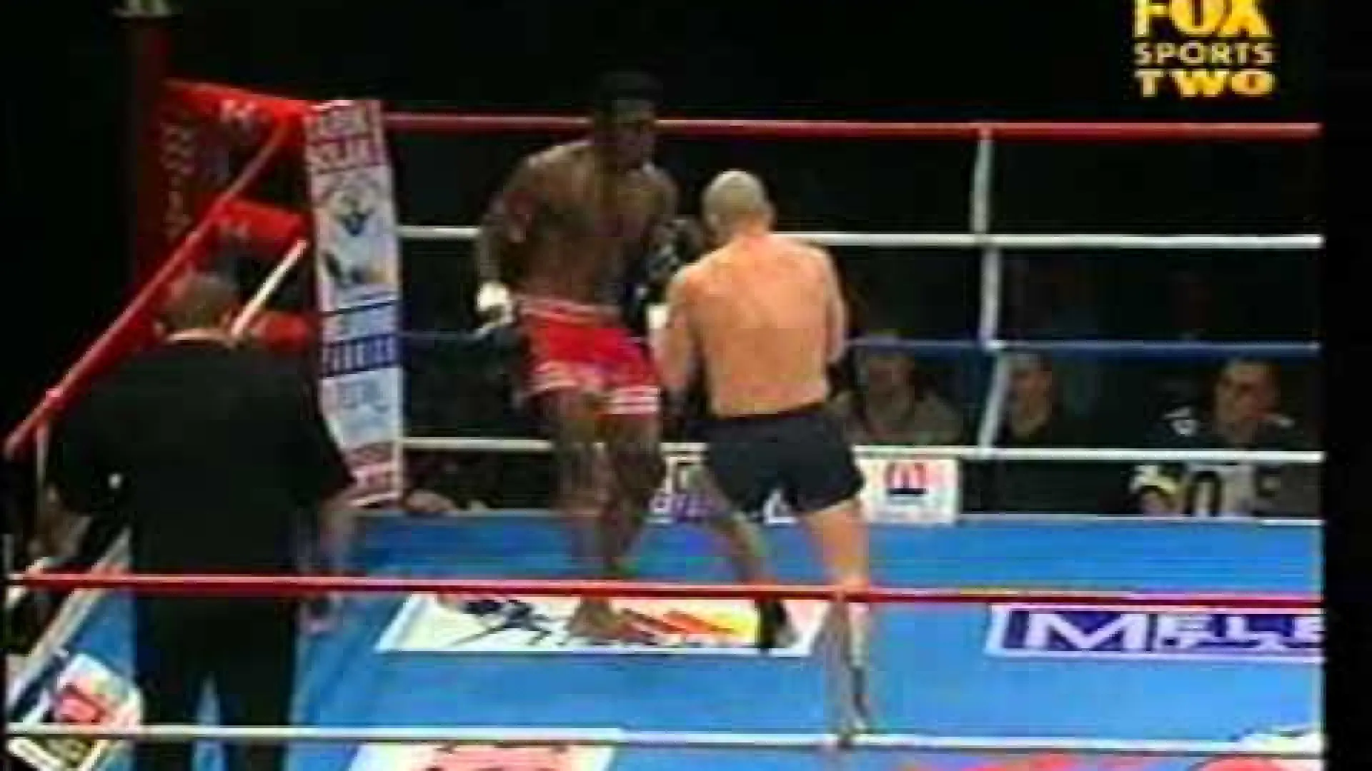 Mike Zambidis vs Billy Mamu (Fight Video)