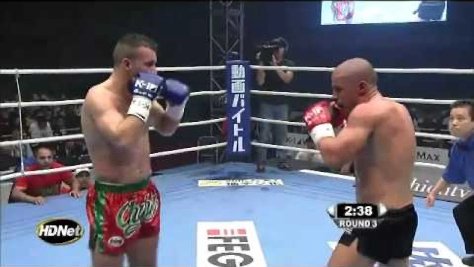 Mike Zambidis vs Chahid Oulad El Hadj (Fight Video)