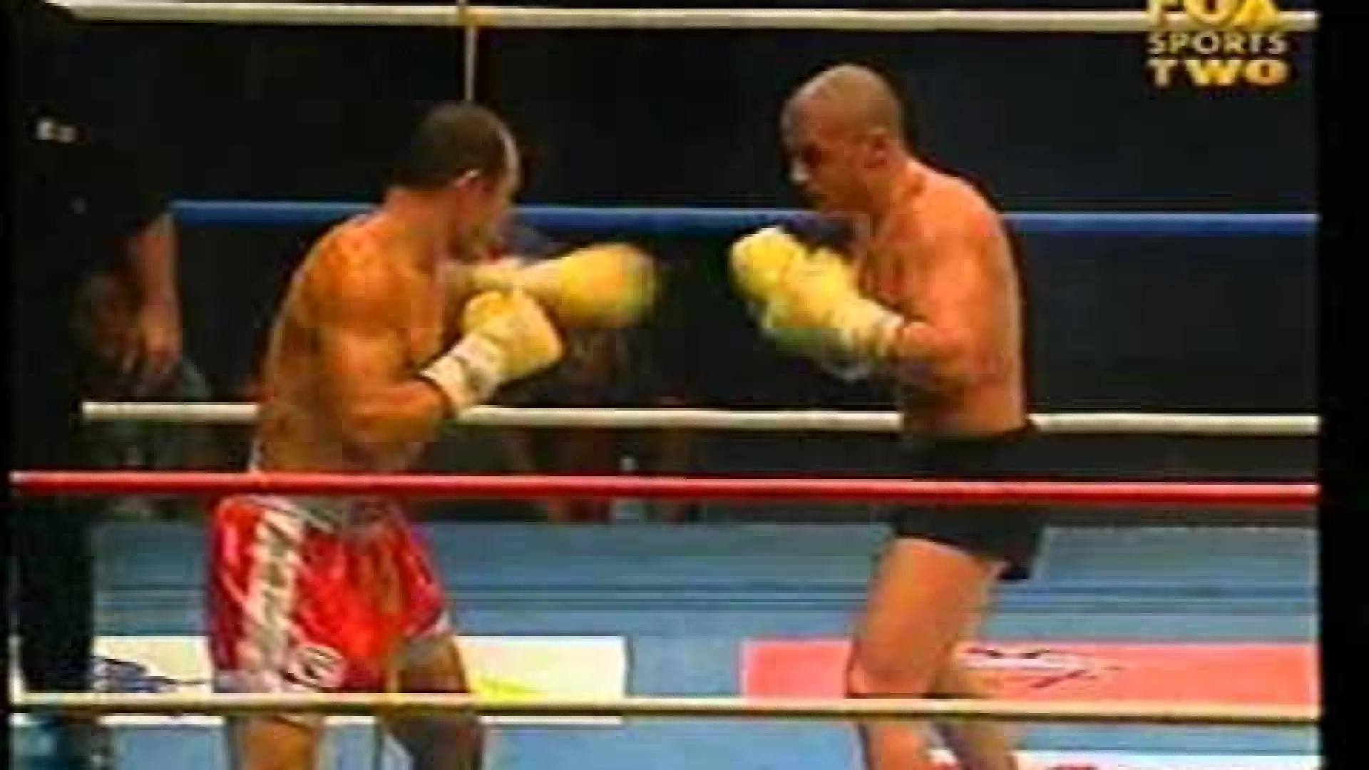 Mike Zambidis vs Gurkan Ozkan (Fight Video)