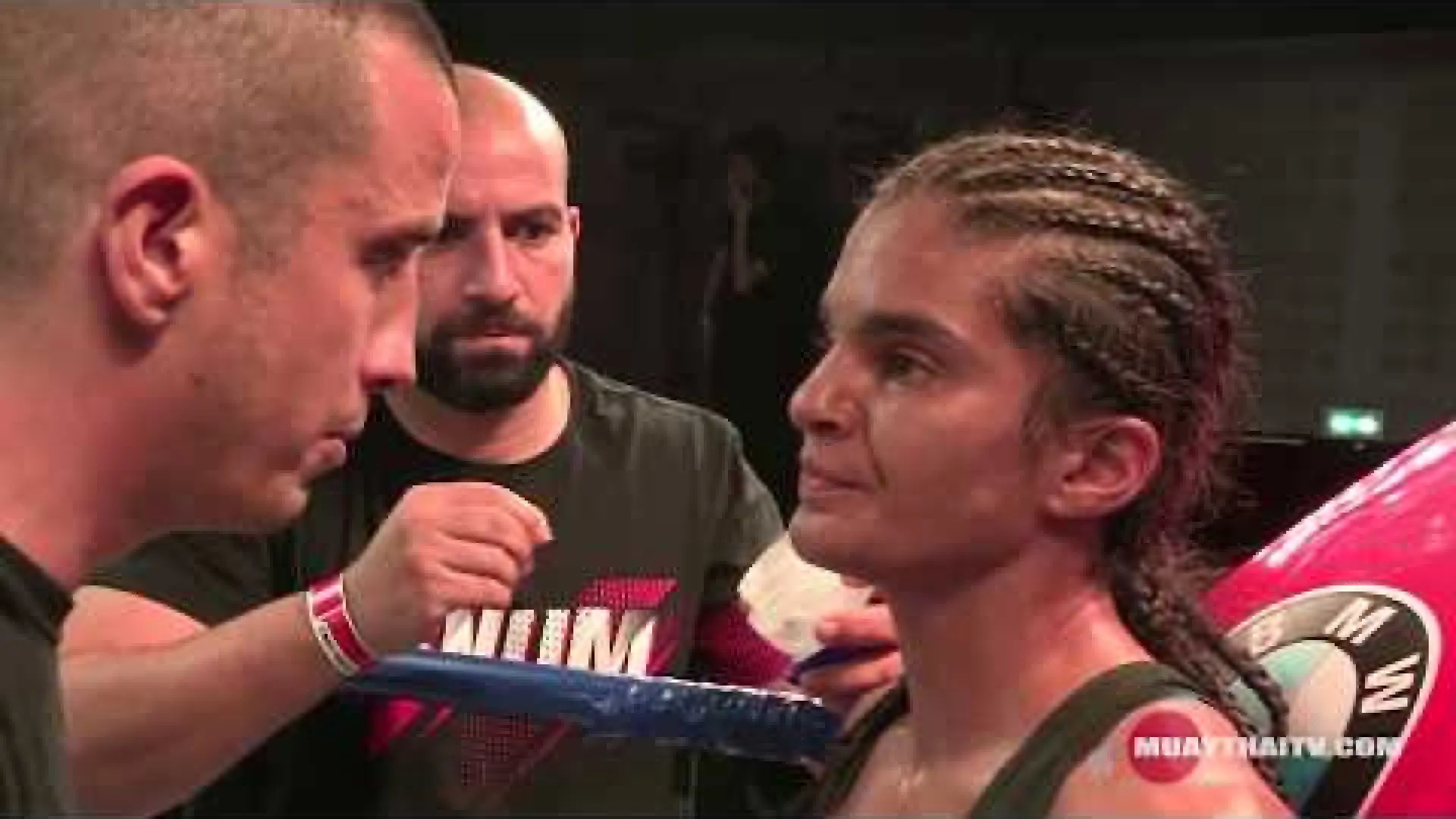 Anissa Meksen vs Fanny Peloumpi (Fight Video)
