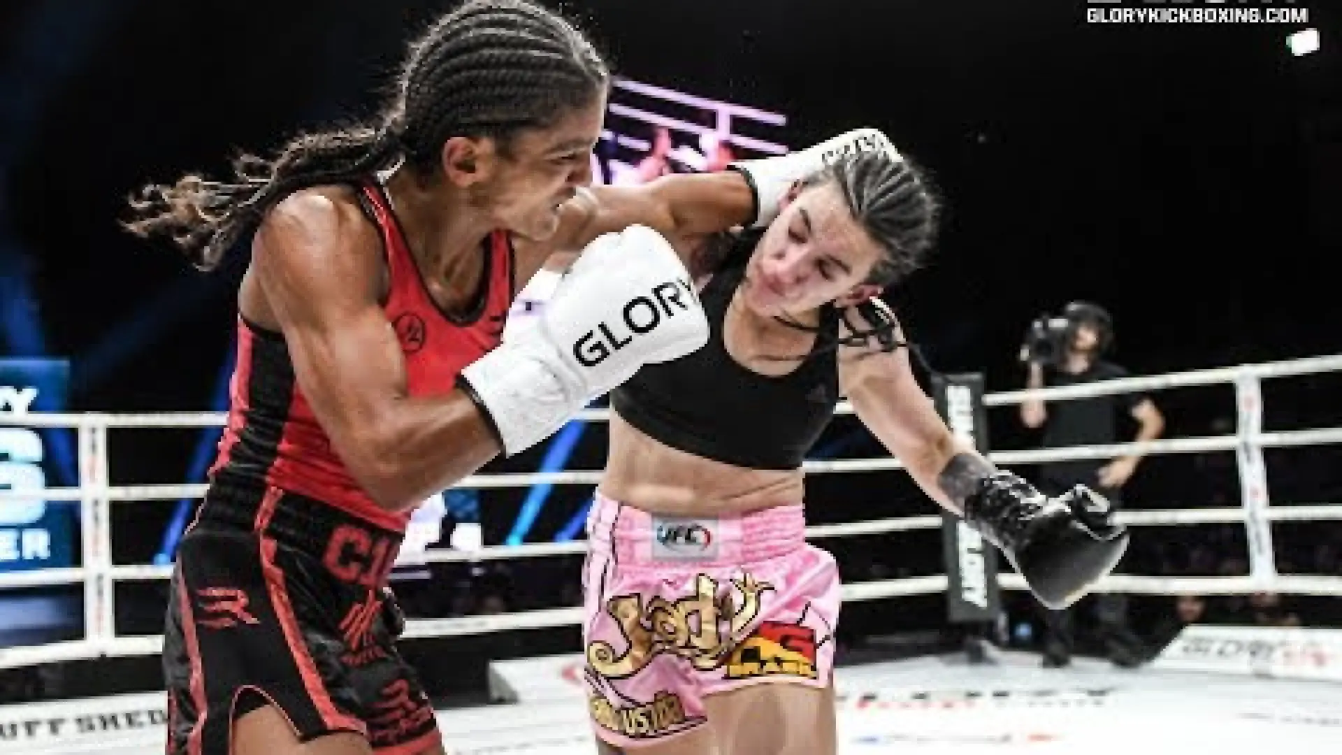 Anissa Meksen vs Jady Menezes (Fight Video)