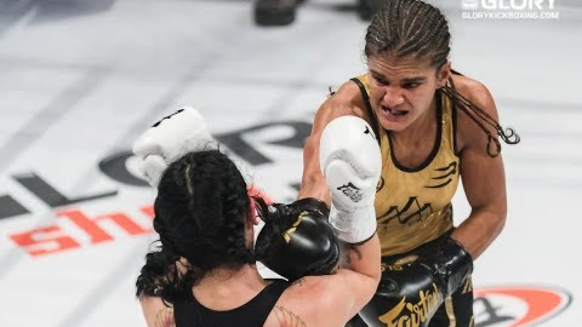 Anissa Meksen vs Jady Menezes (Fight Video)