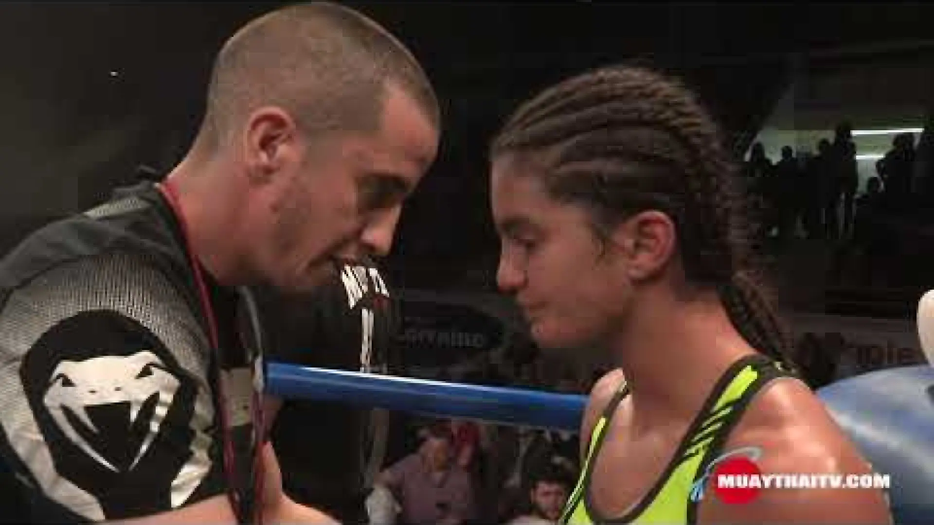 Anissa Meksen vs Maria Lobo (Fight Video)
