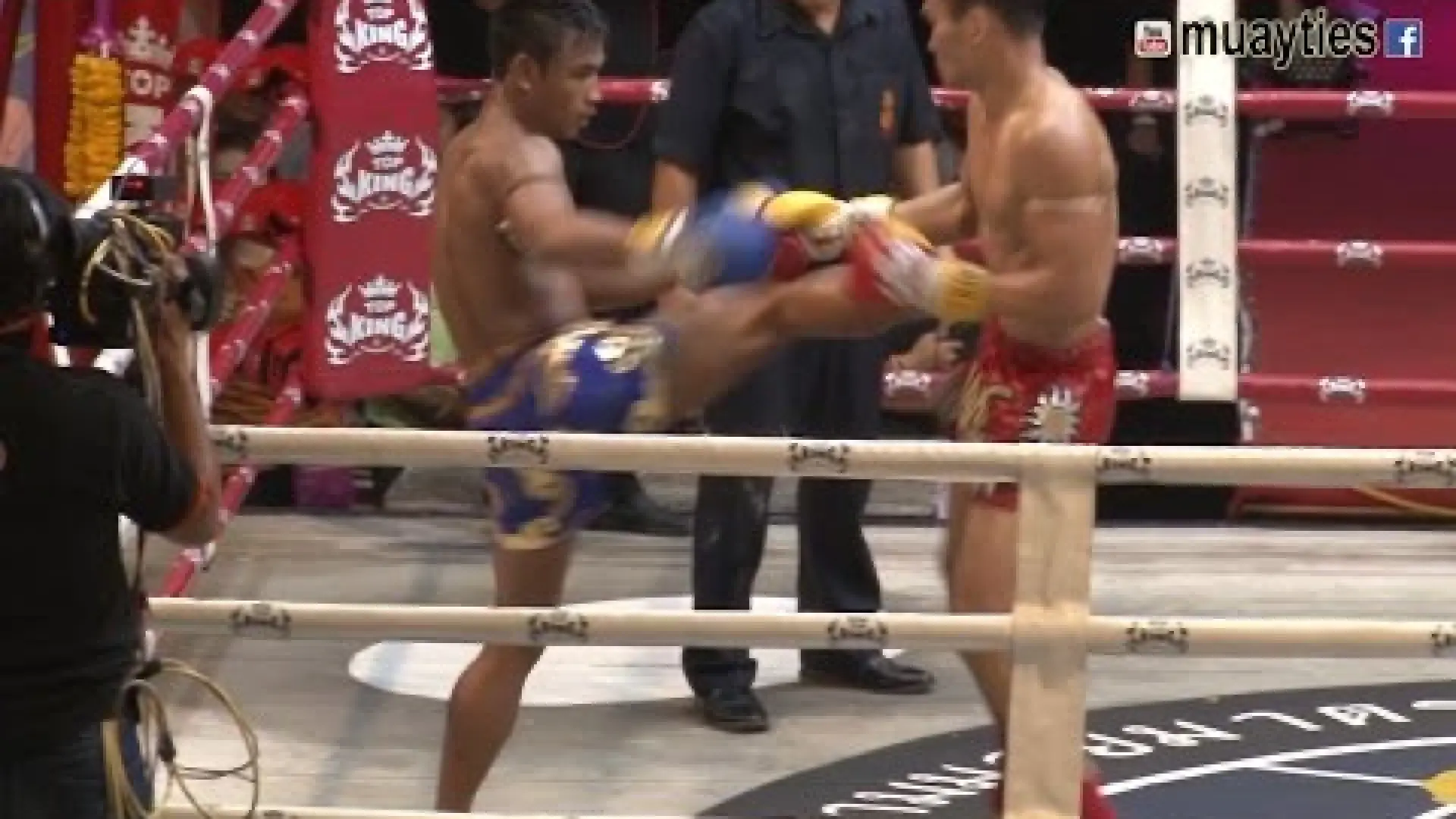 Petchboonchu FA Group vs Kongsak Sitboonmee (Fight Video)