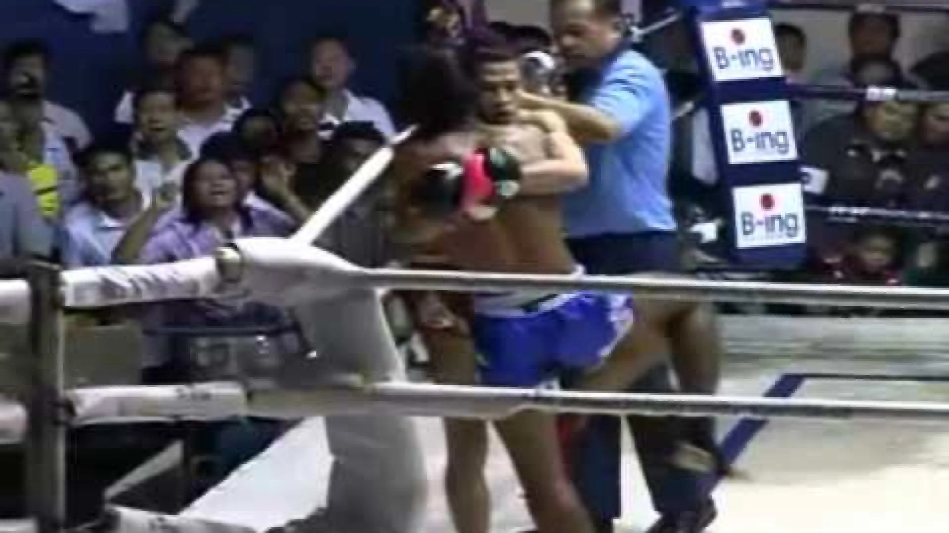 Singdam Kiatmoo9 vs Sagetdao Petpayathai (Fight Video)