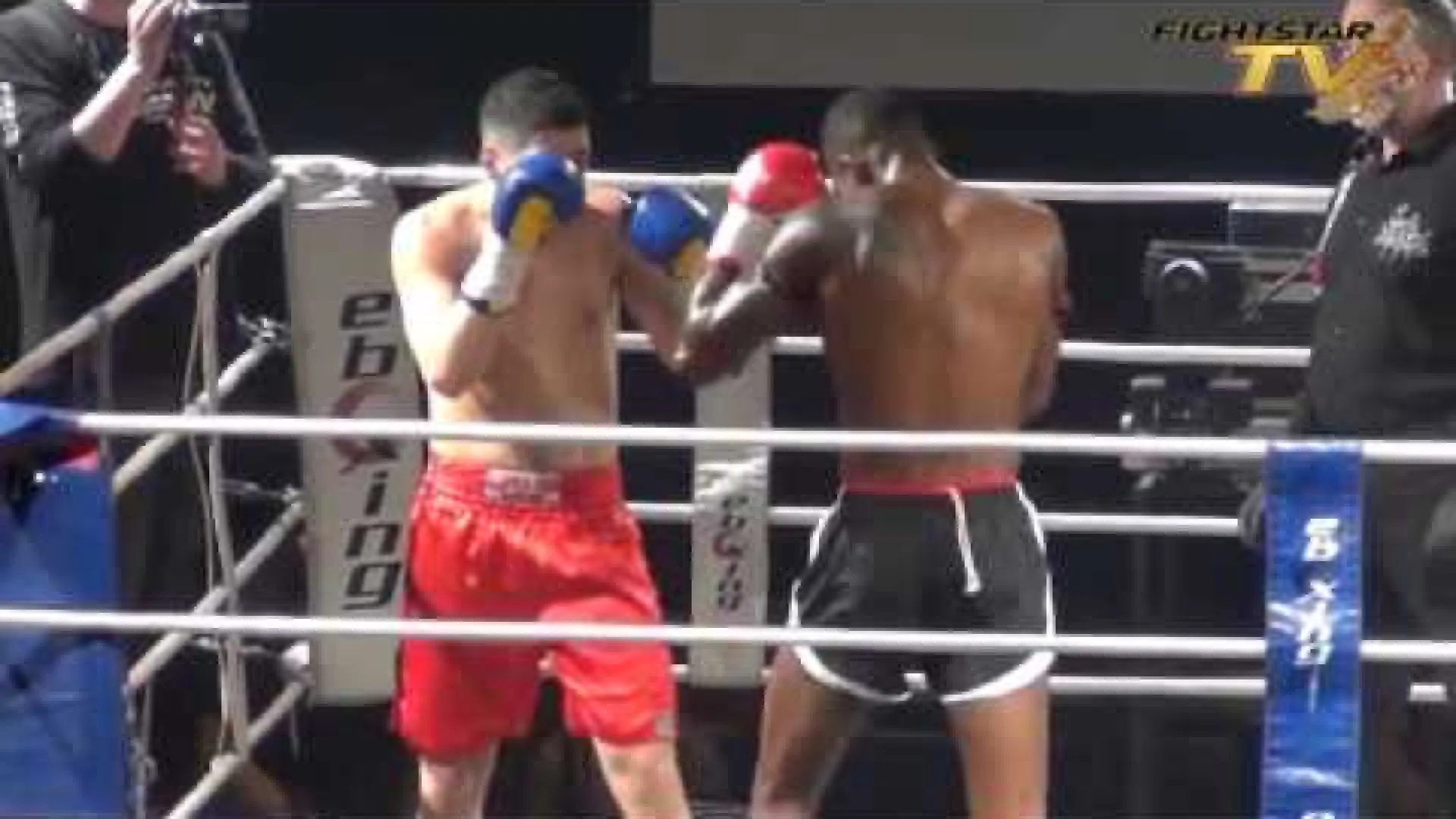 Marco Piqué vs Mo Medhar (Fight Video)