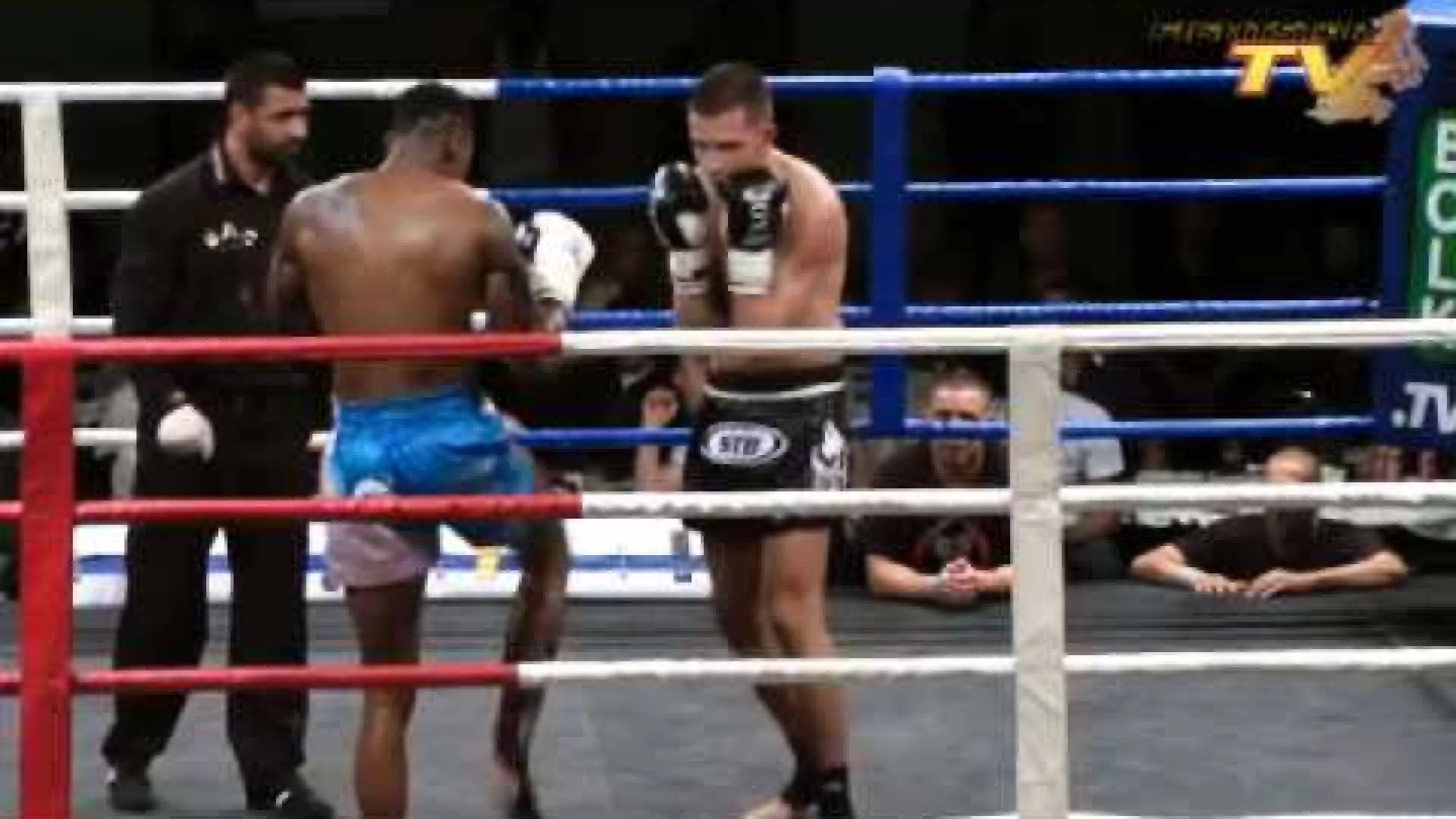 Marco Piqué vs Yassin Lahmidi (Fight Video)