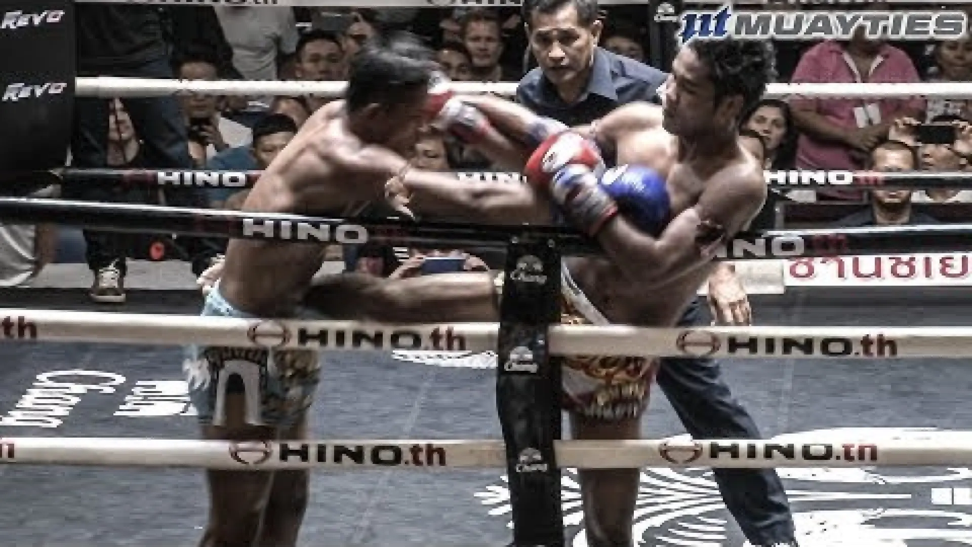 Muangthai PK Saenchai vs Kulabdam Sor Jor Piek Uthai (Fight Video)