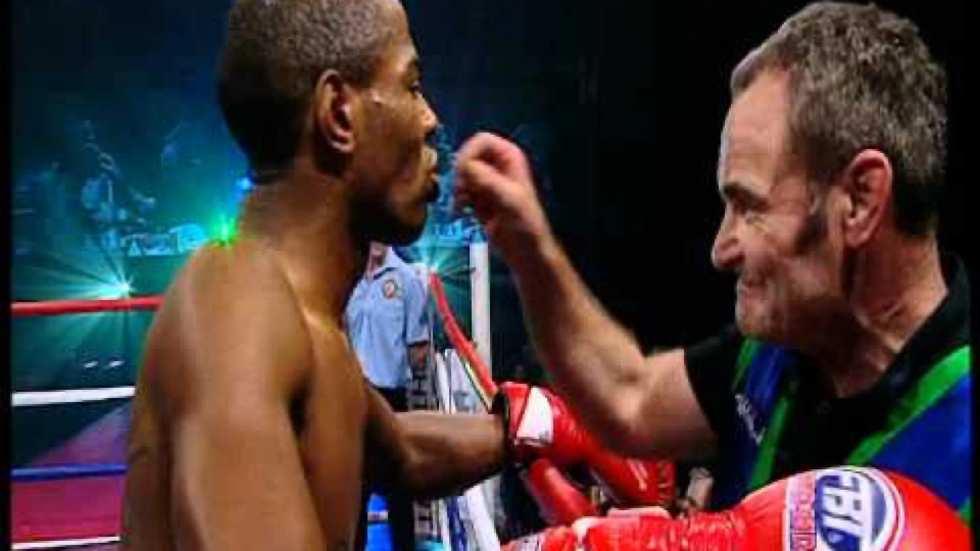 Dean James vs Giang Hoang (Fight Video)