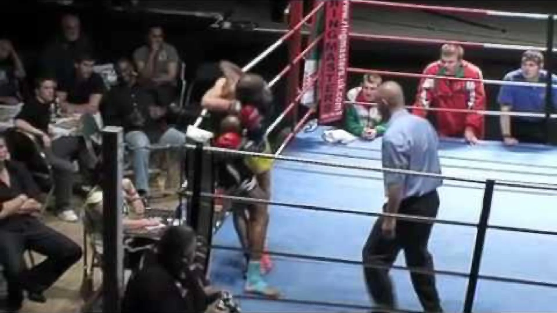 Dean James vs Dmitry Varats (Fight Video)