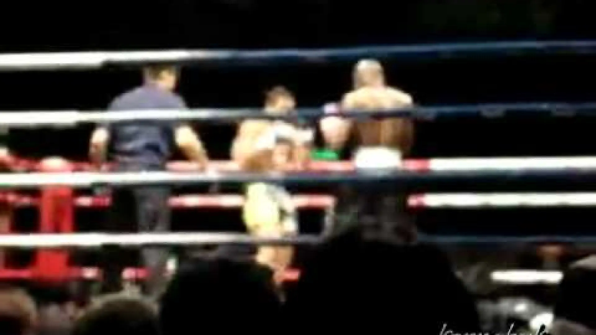 Yodsanklai Fairtex vs Vuyisile Colossa (Fight Video)