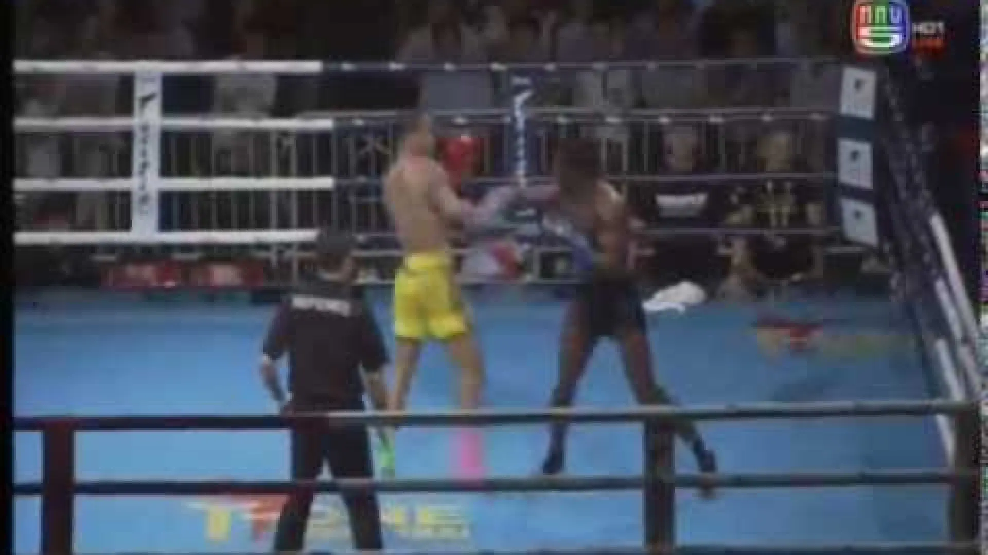 Yodsanklai Fairtex vs Victor Nagbe (Fight Video)