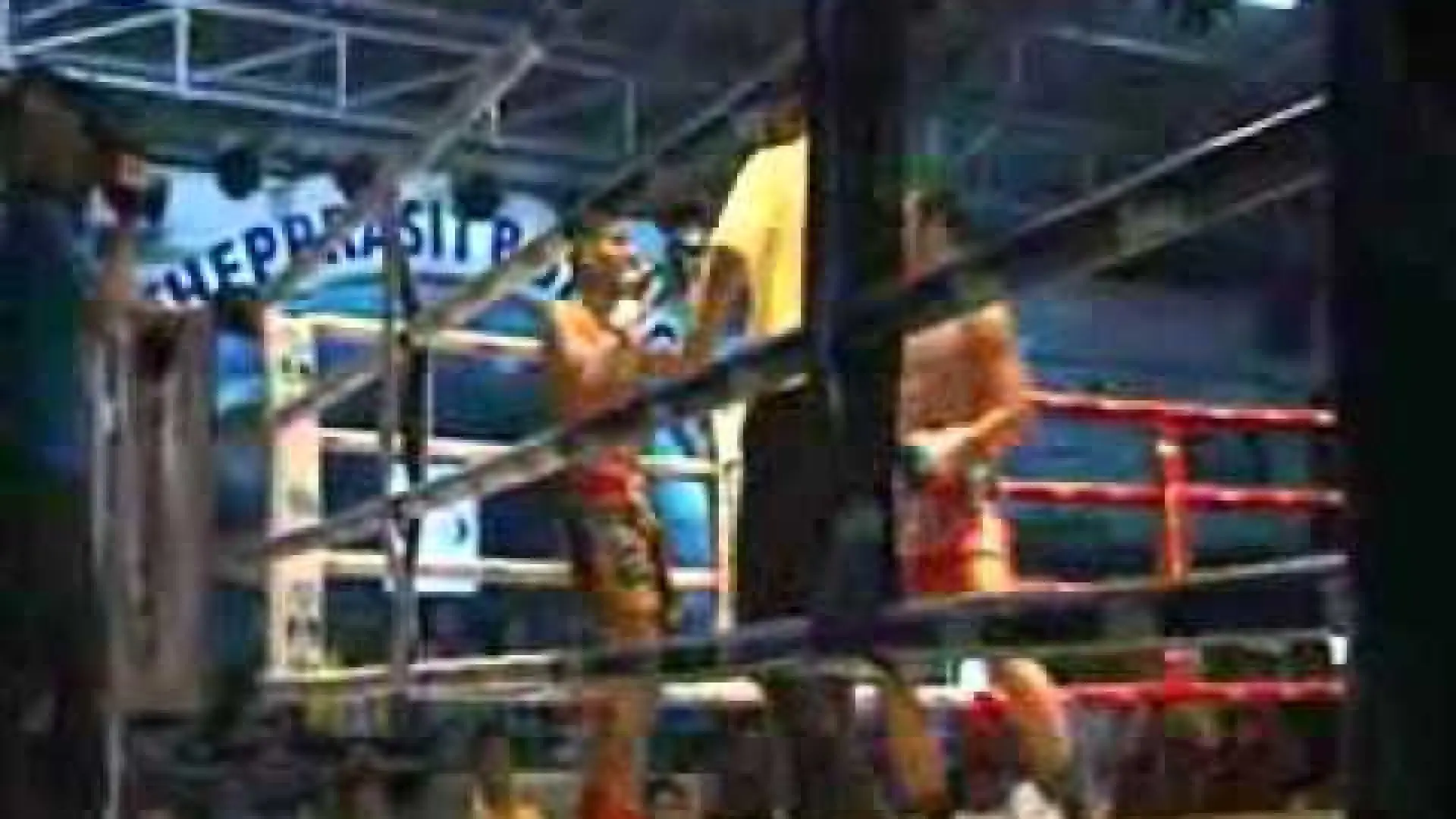 Yodsanklai Fairtex vs Rafik Bakkouri (Fight Video)