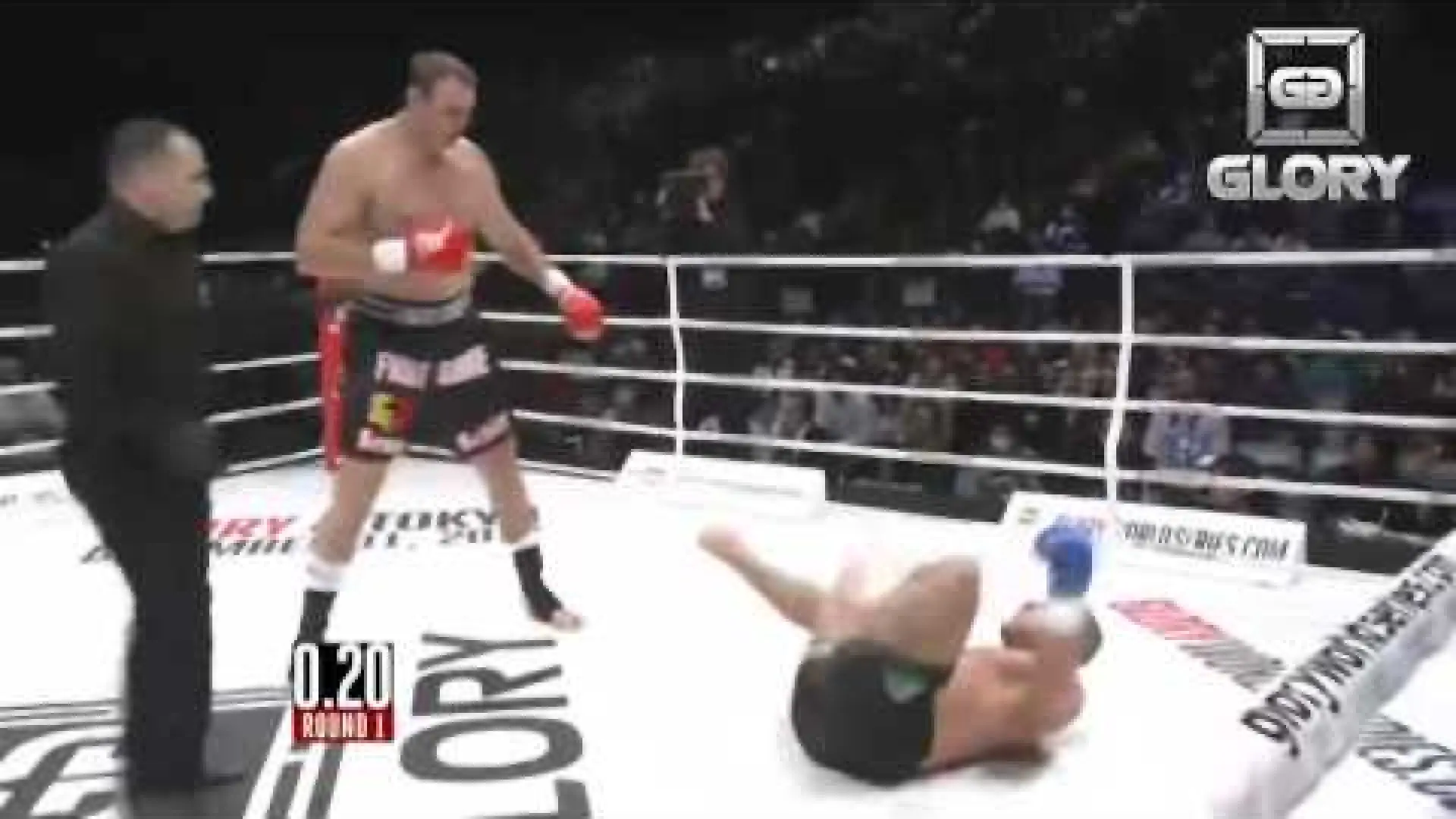 Gökhan Saki vs Semmy Schilt (Fight Video)