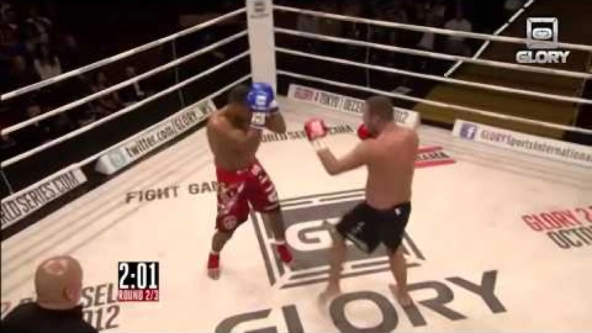 Gökhan Saki vs Mourad Bouzidi (Fight Video)