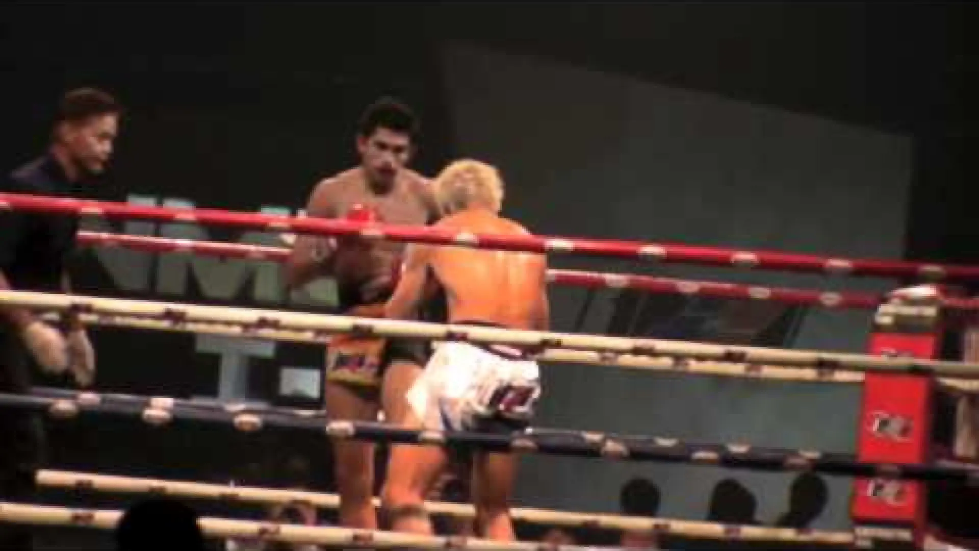 Antoine Pinto vs Lerm Ratchakhom (Fight Video)