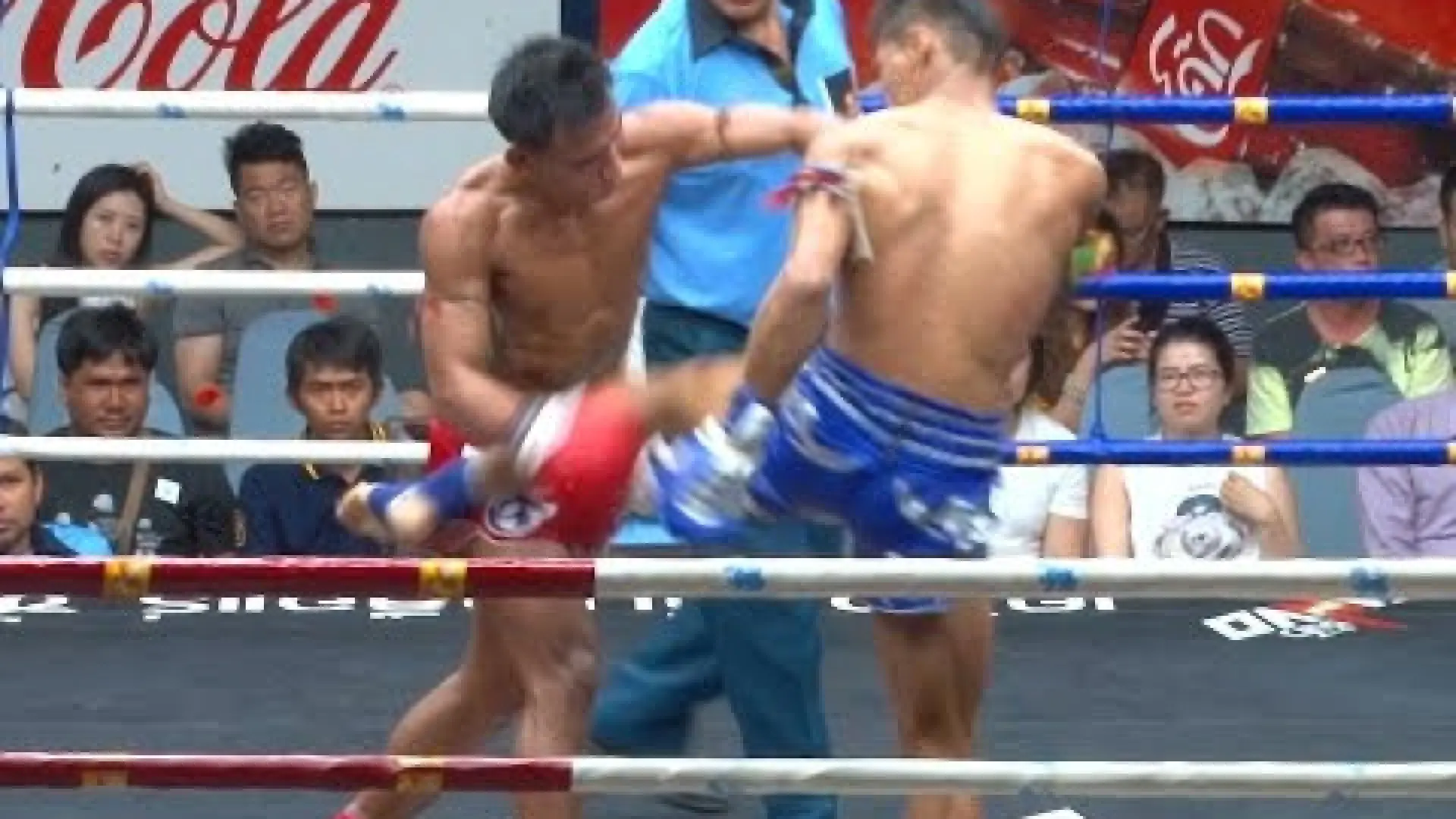 Kongsak Sitboonmee vs Kaiwanlek Tor Laksong (Fight Video)