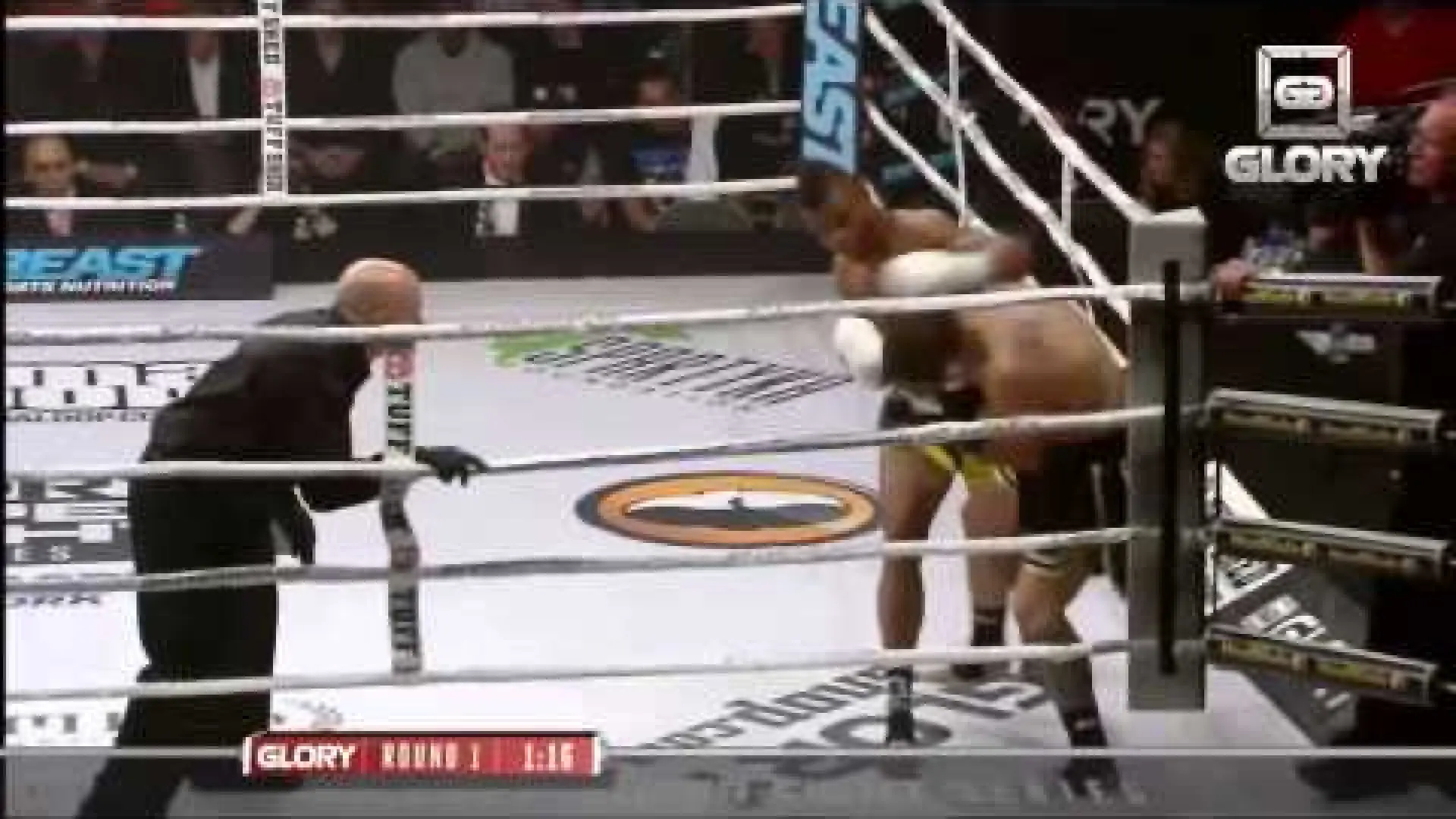 Steve Moxon vs Andy Ristie (Fight Video)