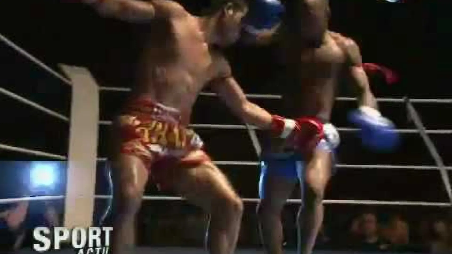 Anuwat Kaewsamrit vs Sergio Wielzen (Fight Video)