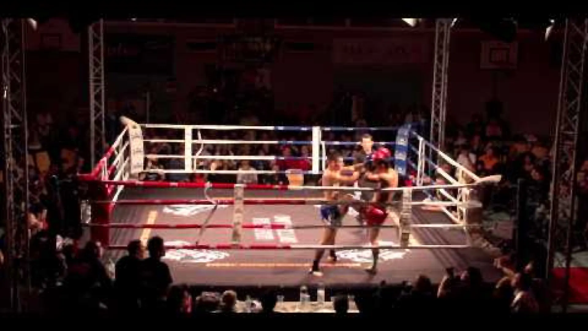 Saiyok Pumpanmuang vs Dylan Salvador (Fight Video)