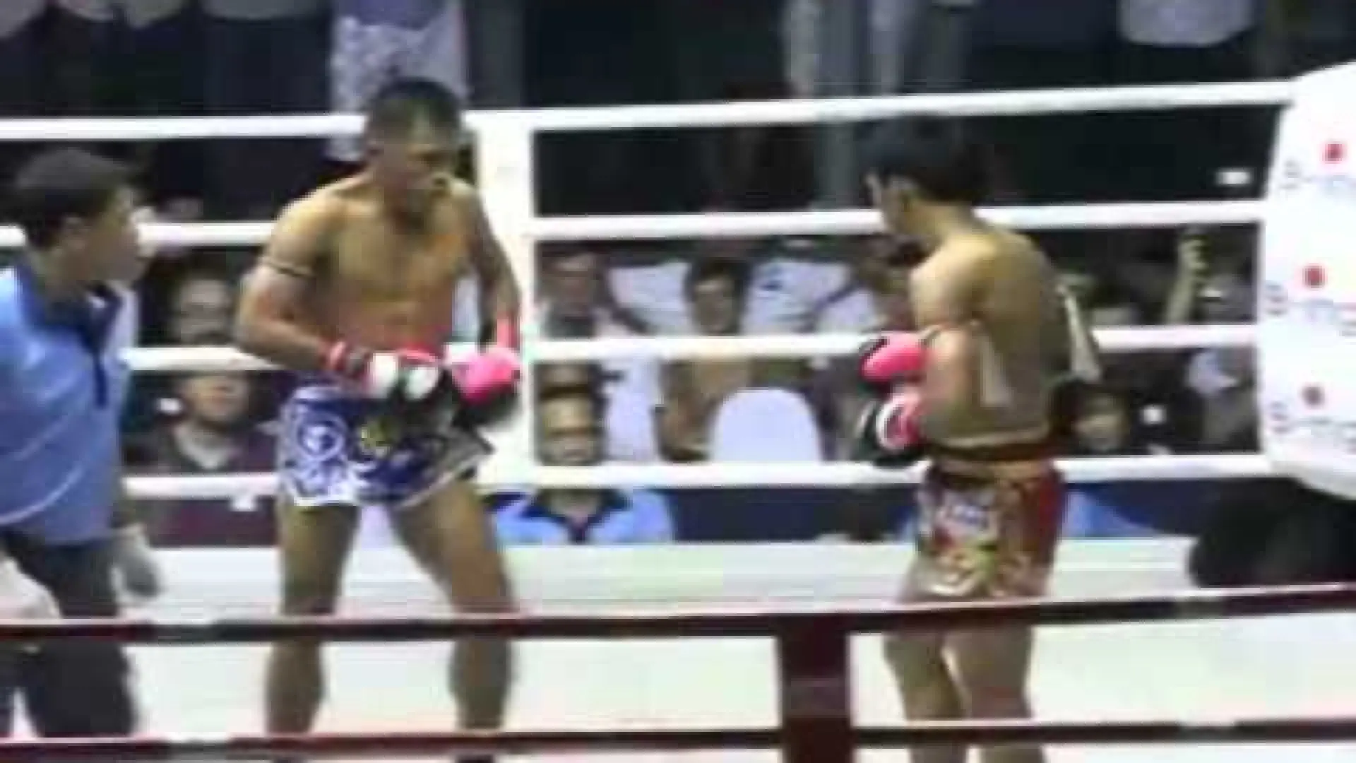 Jomthong Chuwattana vs Singtongnoi Por Telakun (Fight Video)