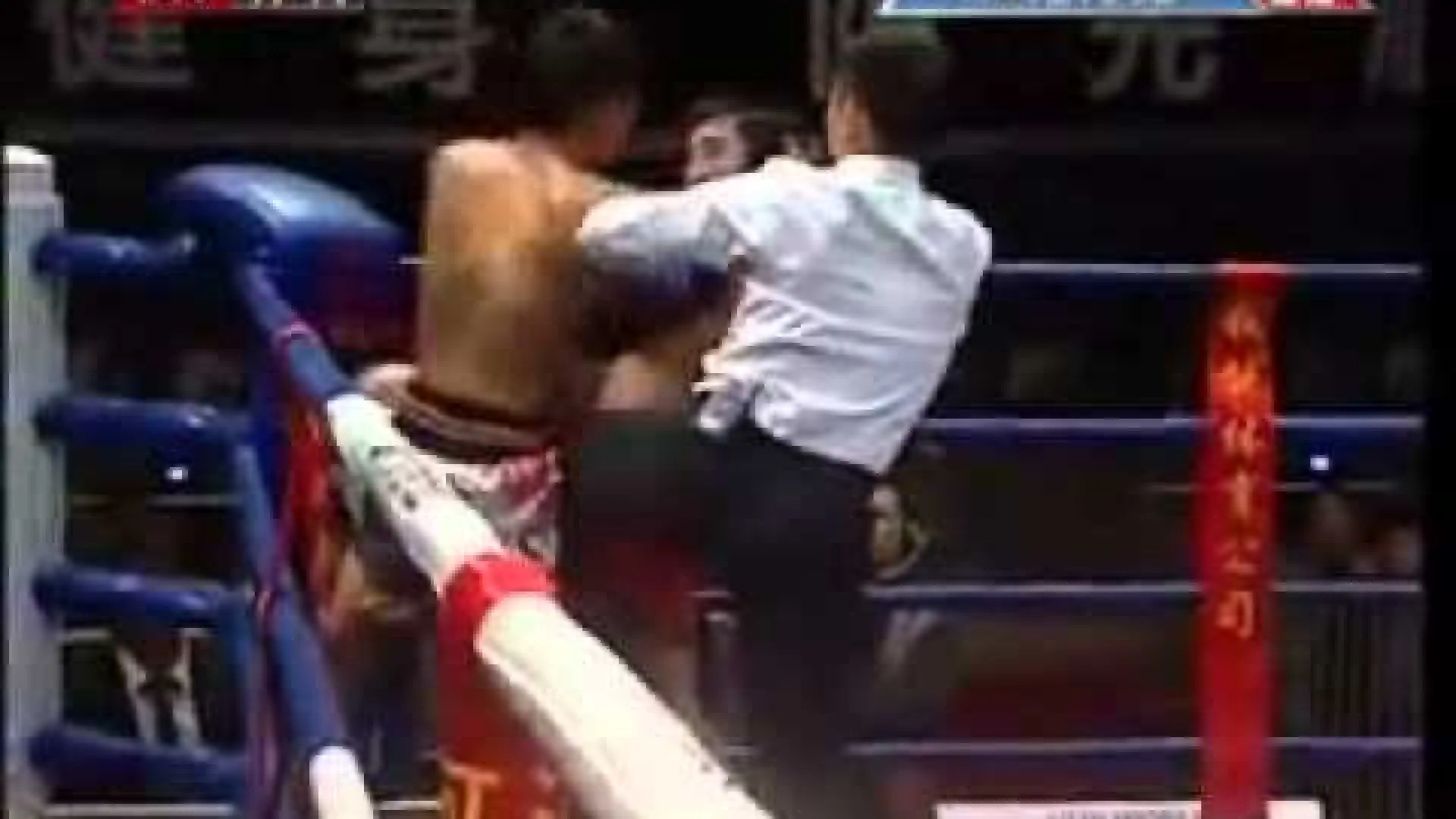 Jomthong Chuwattana vs Li Teng (Fight Video)
