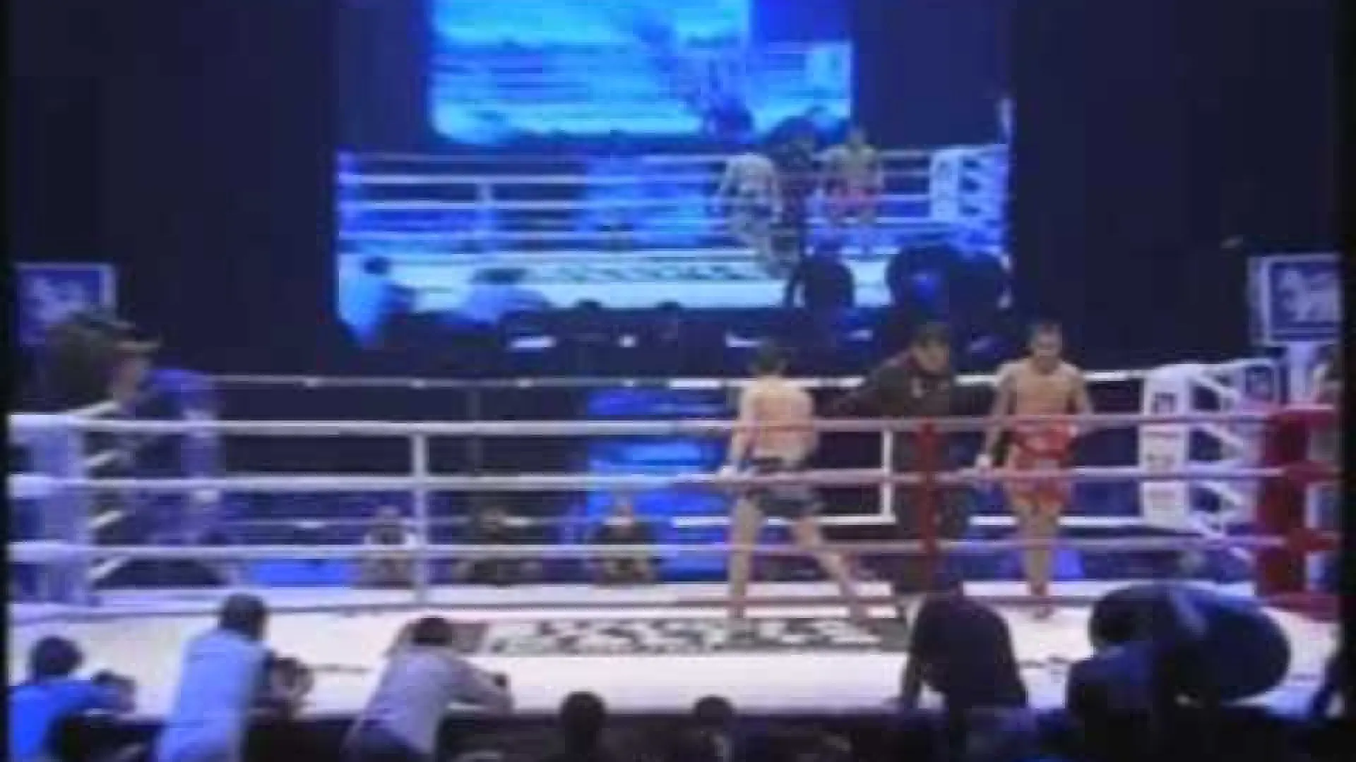 Jomthong Chuwattana vs Yetkin Özkul (Fight Video)