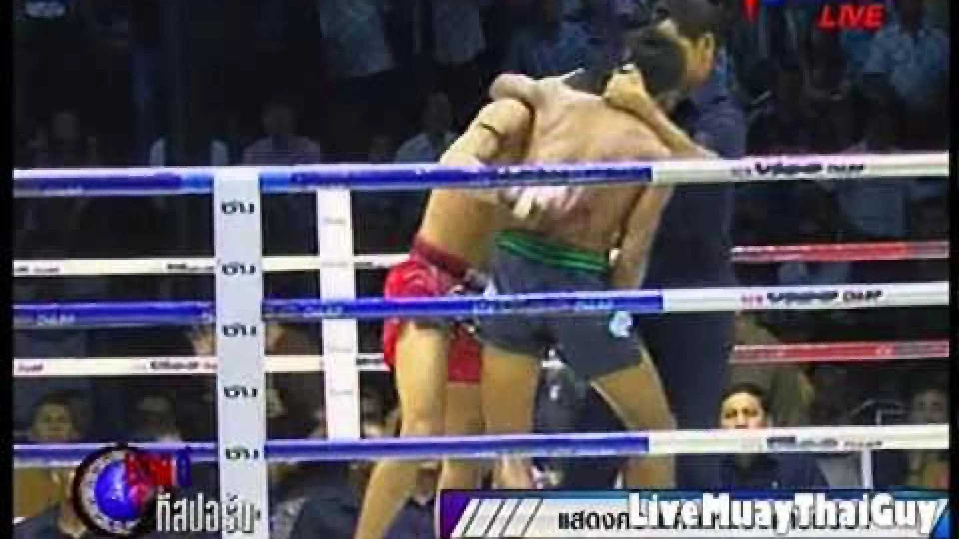 Jomthong Chuwattana vs Thongchai Sitsongpeenong (Fight Video)